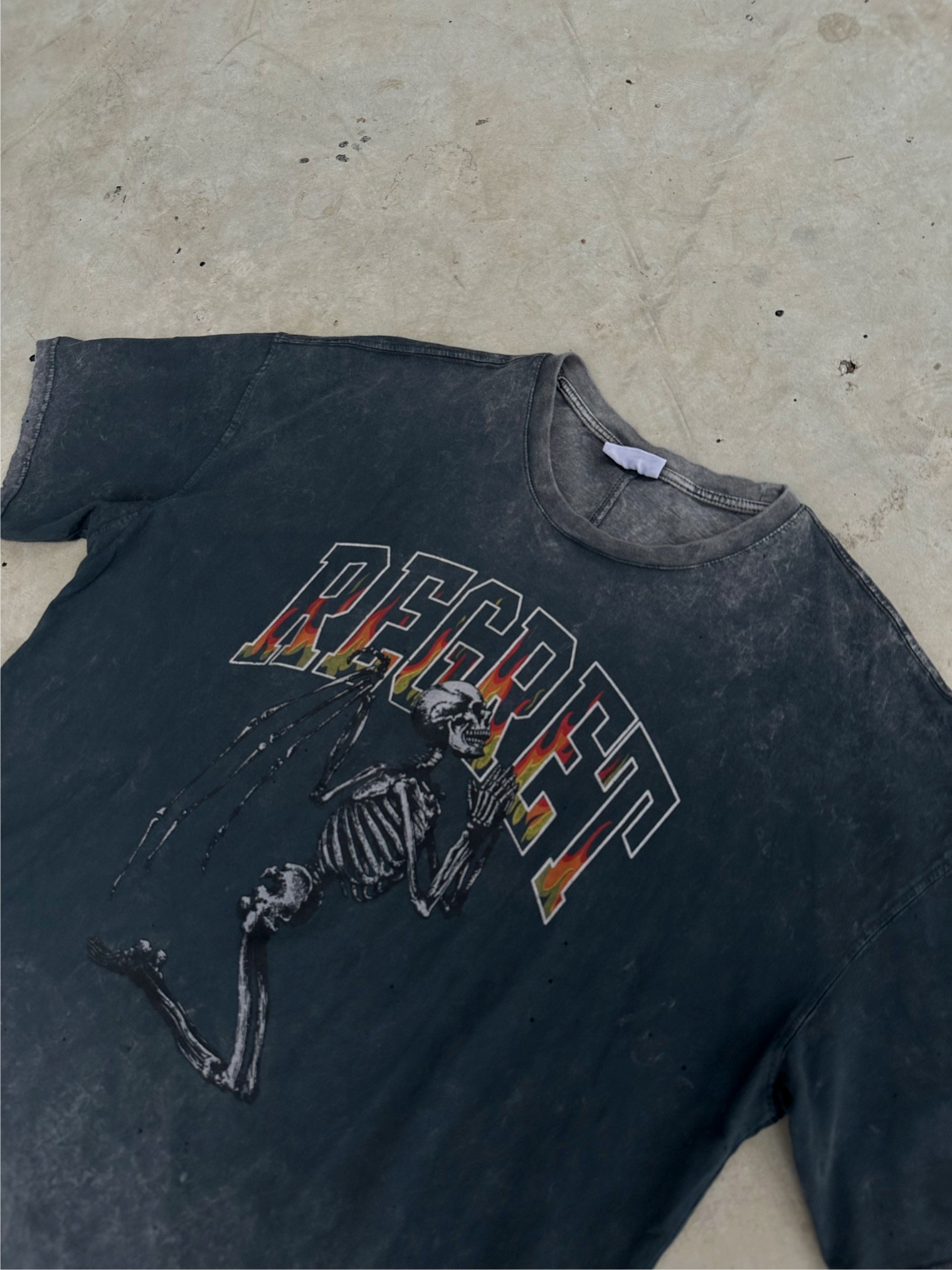 Oversize Regret Acid Wash Ekru