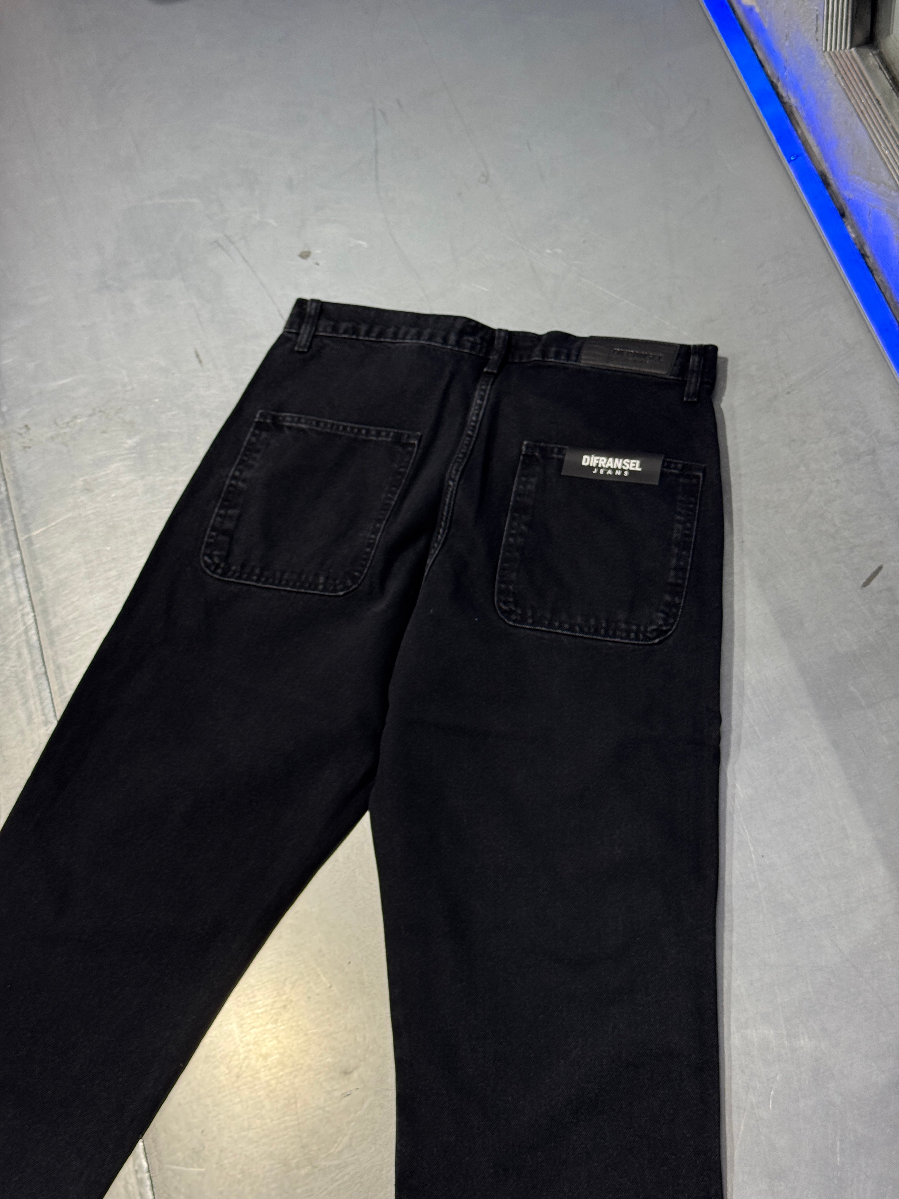 Loose Fit Paul Efectli Jean