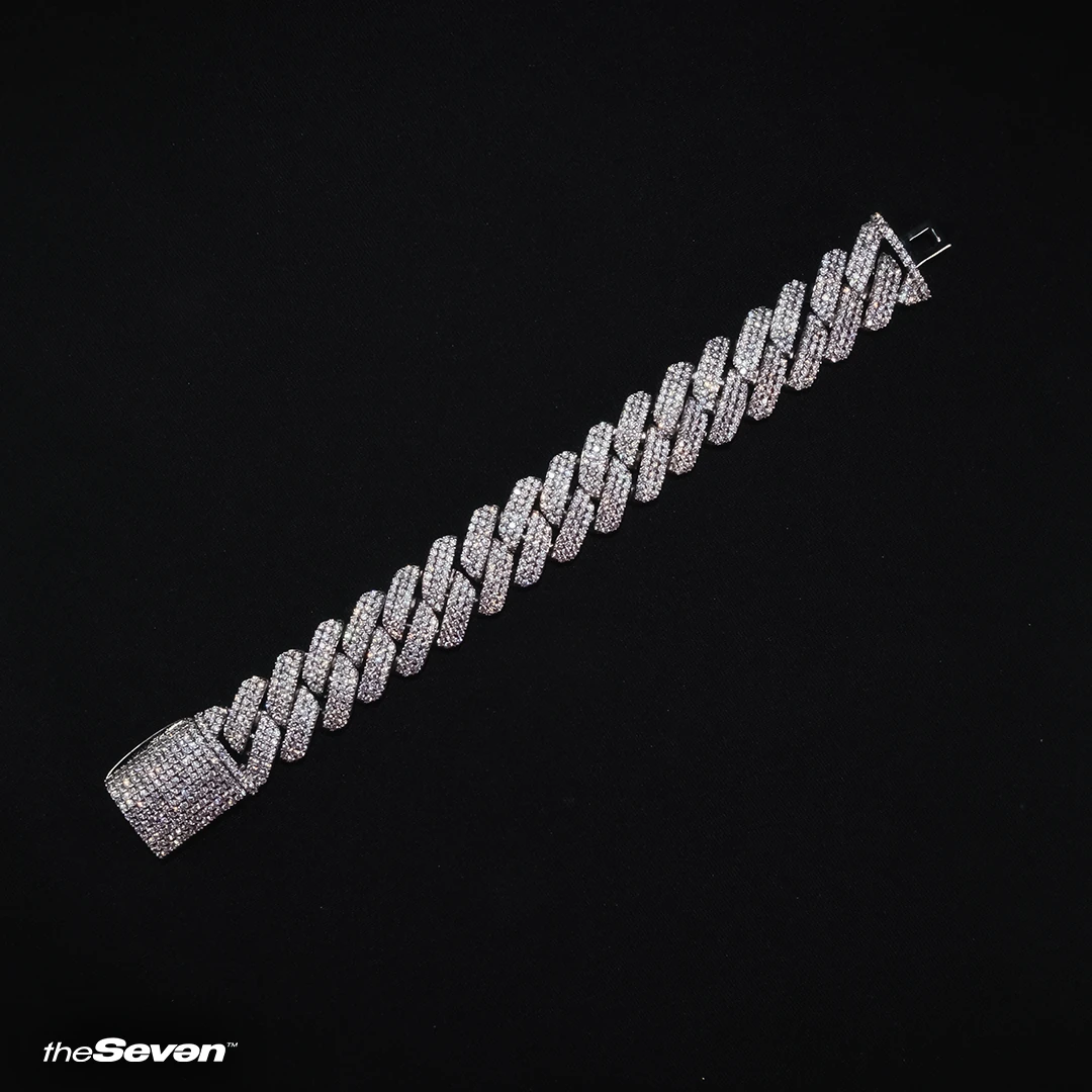 Iced Out Fullfilled Prong Chain Bileklik Beyaz Altın Kaplama