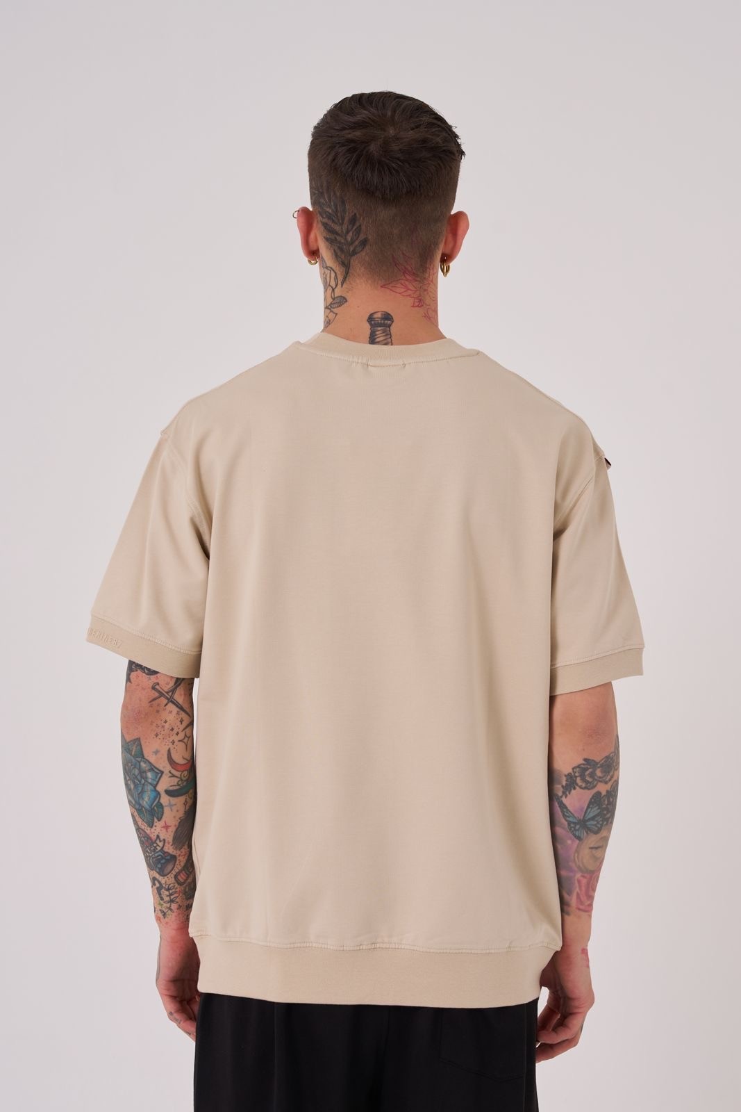 Minimal Nakış Detaylı T-Shirt - Bej