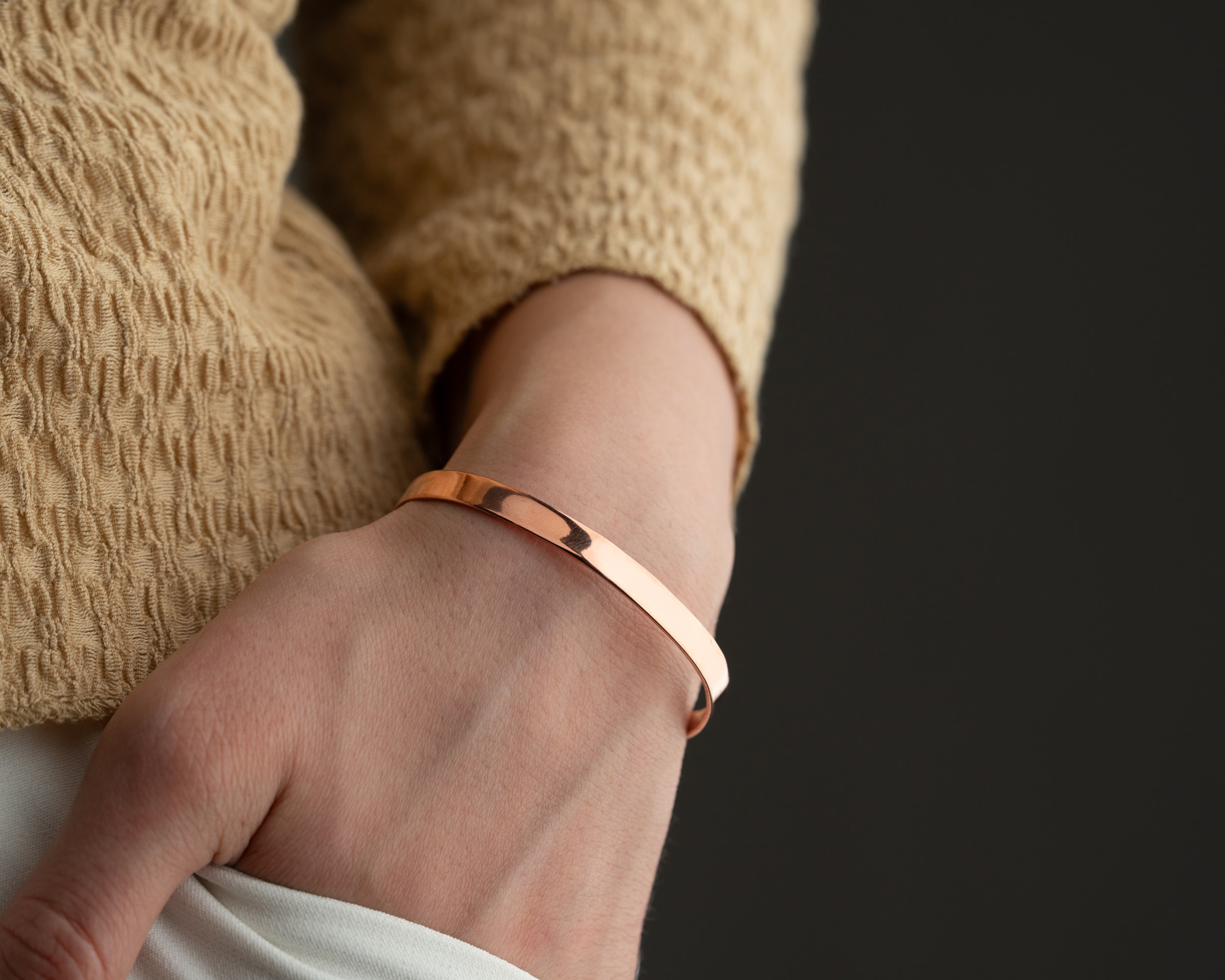 El Yapımı Düz Bakır Bileklik | Minimalist ve Zamansız Tasarım