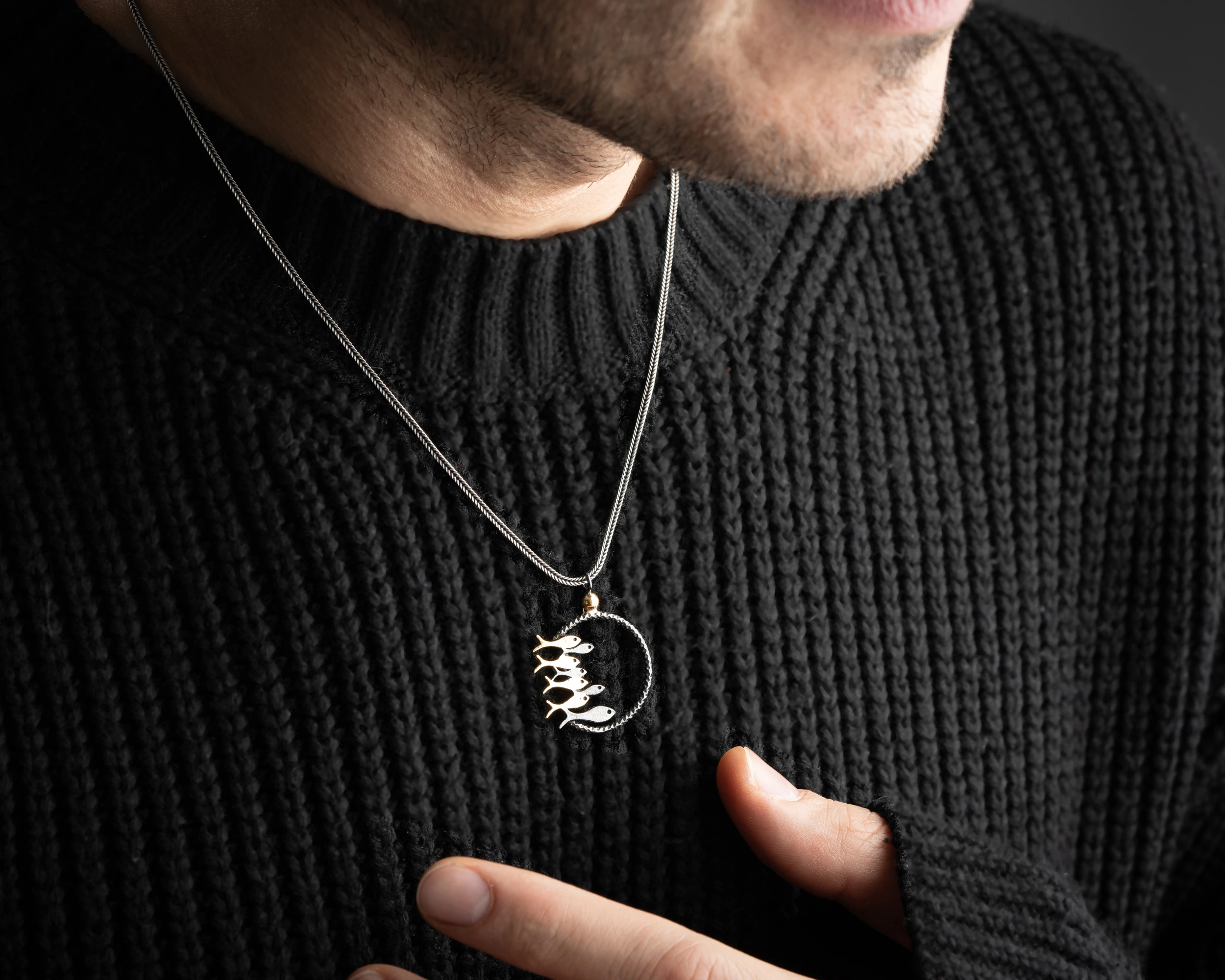 Balık Ailesi Erkek Kolye | Tilki Kuyruğu Zincirli Anlamlı ve Şık Tasarım