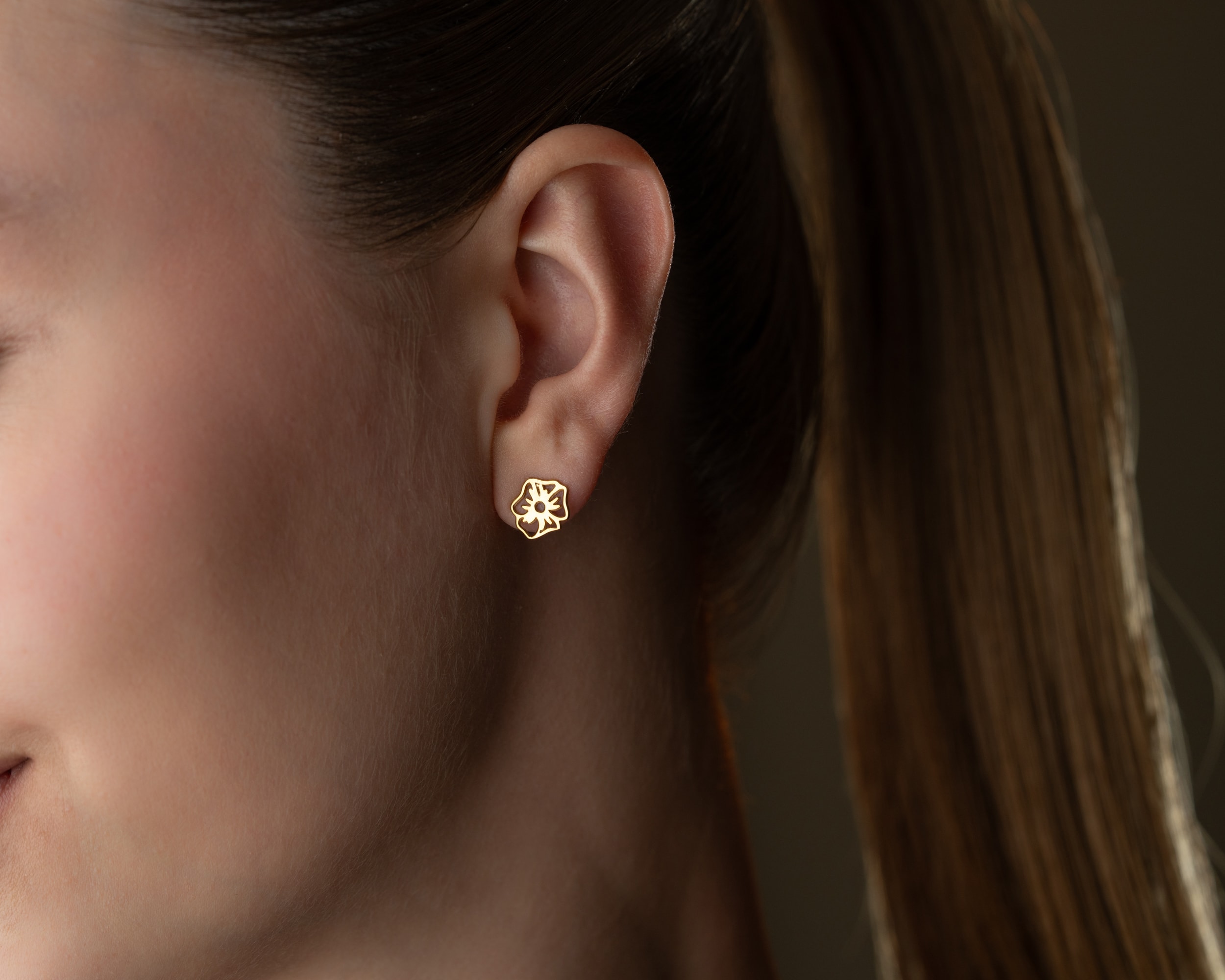 Kişiye Özel Doğum Çiçeği Küpe | Minimal ve Zarif