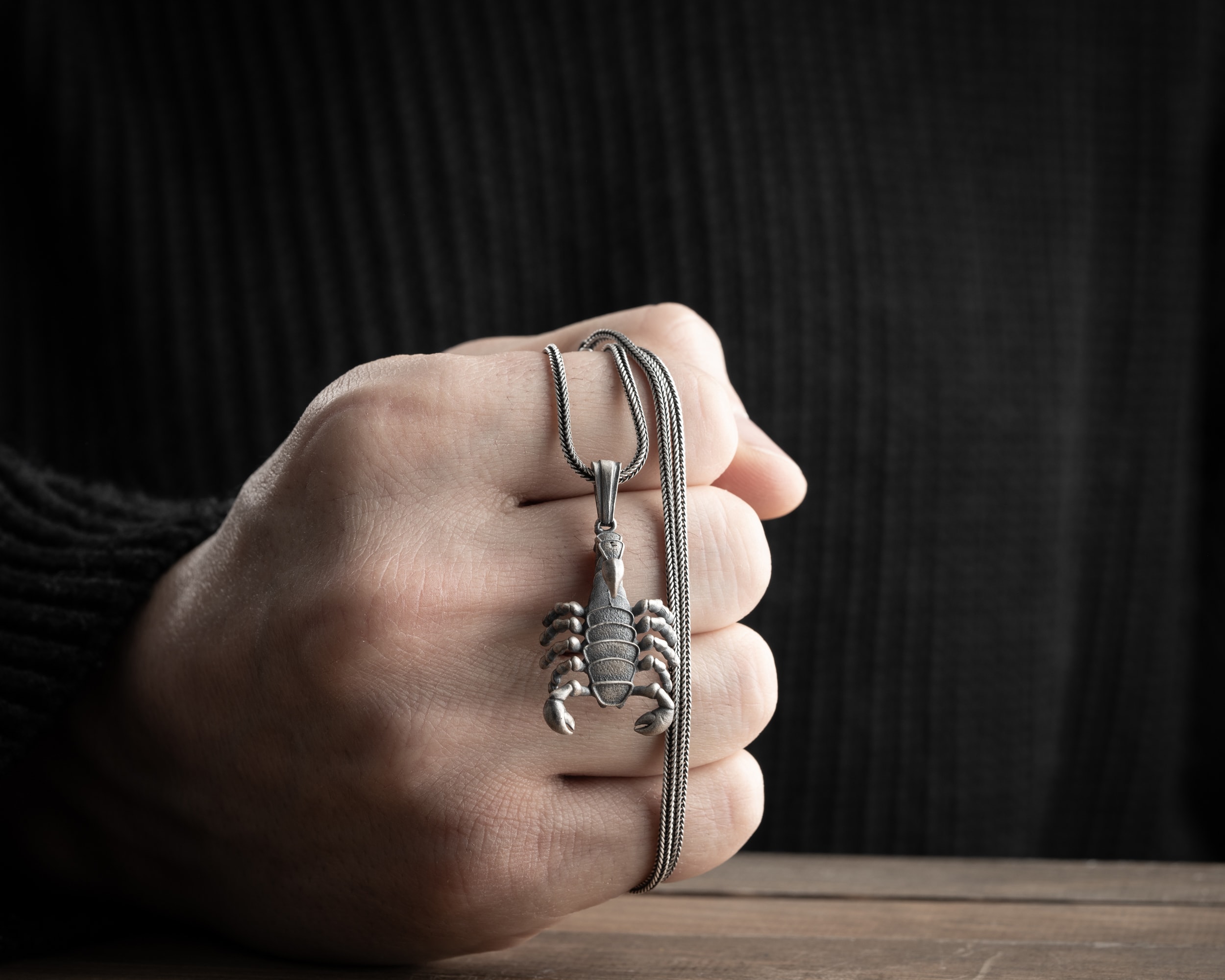 Akrep Erkek Kolye | Tilki Kuyruğu Zincirli Anlamlı ve Şık Tasarım