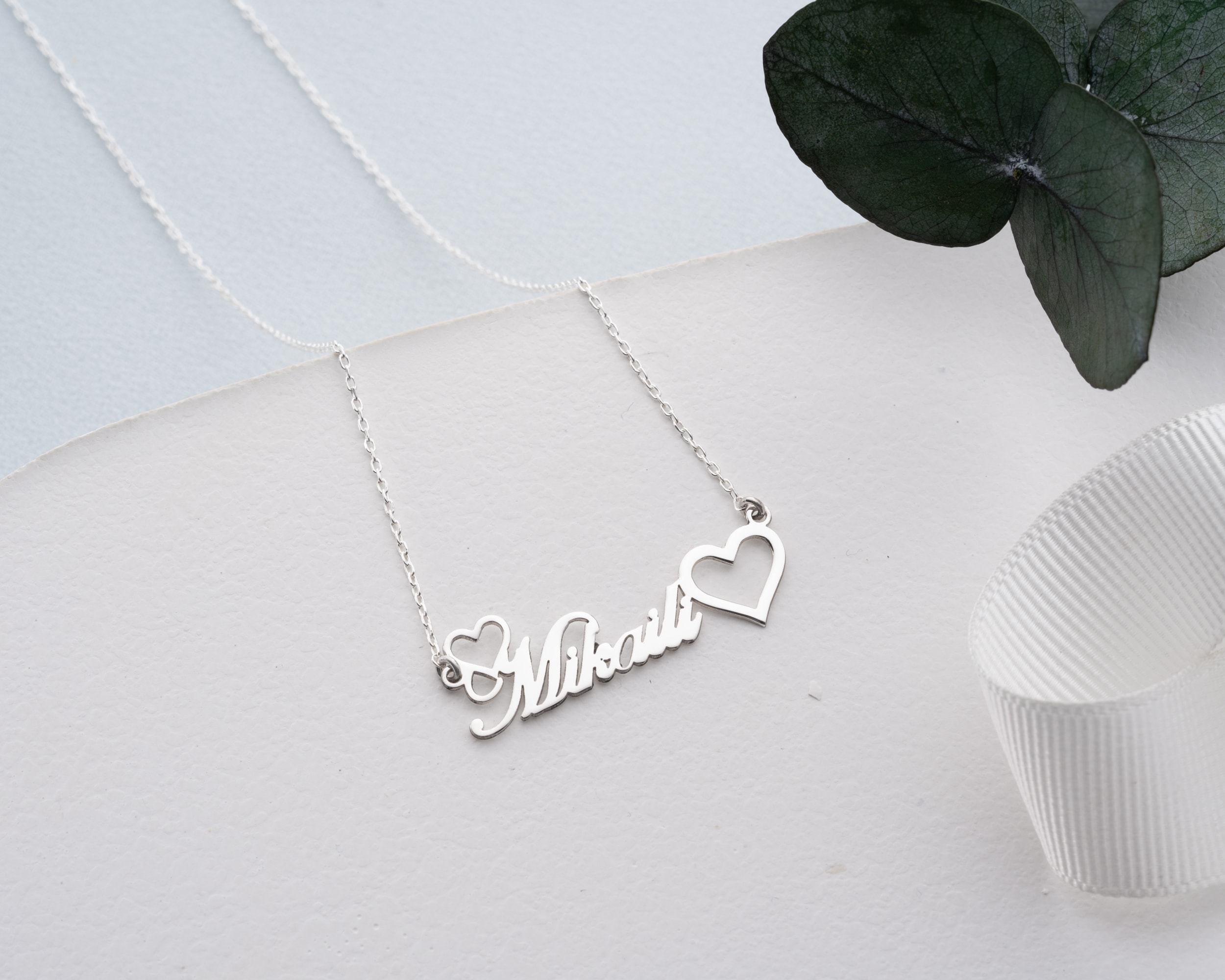 Kişiye Özel Çift Kalpli İsim Kolye – Sevgililere Özel El Yapımı Tasarım