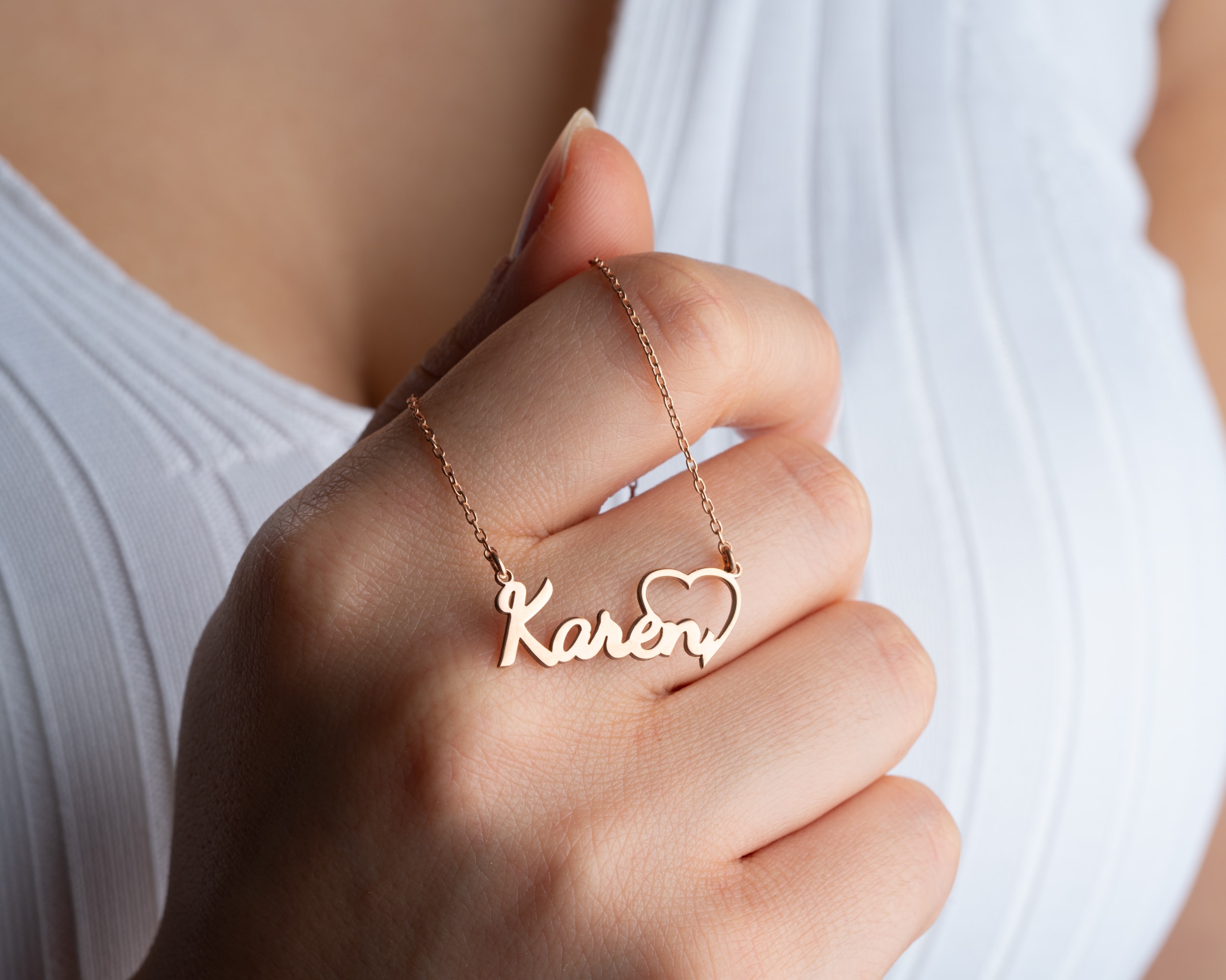 Kişiye Özel İsimli Kalp Kolye – El Yapımı Gümüş & Altın Seçenekleriyle