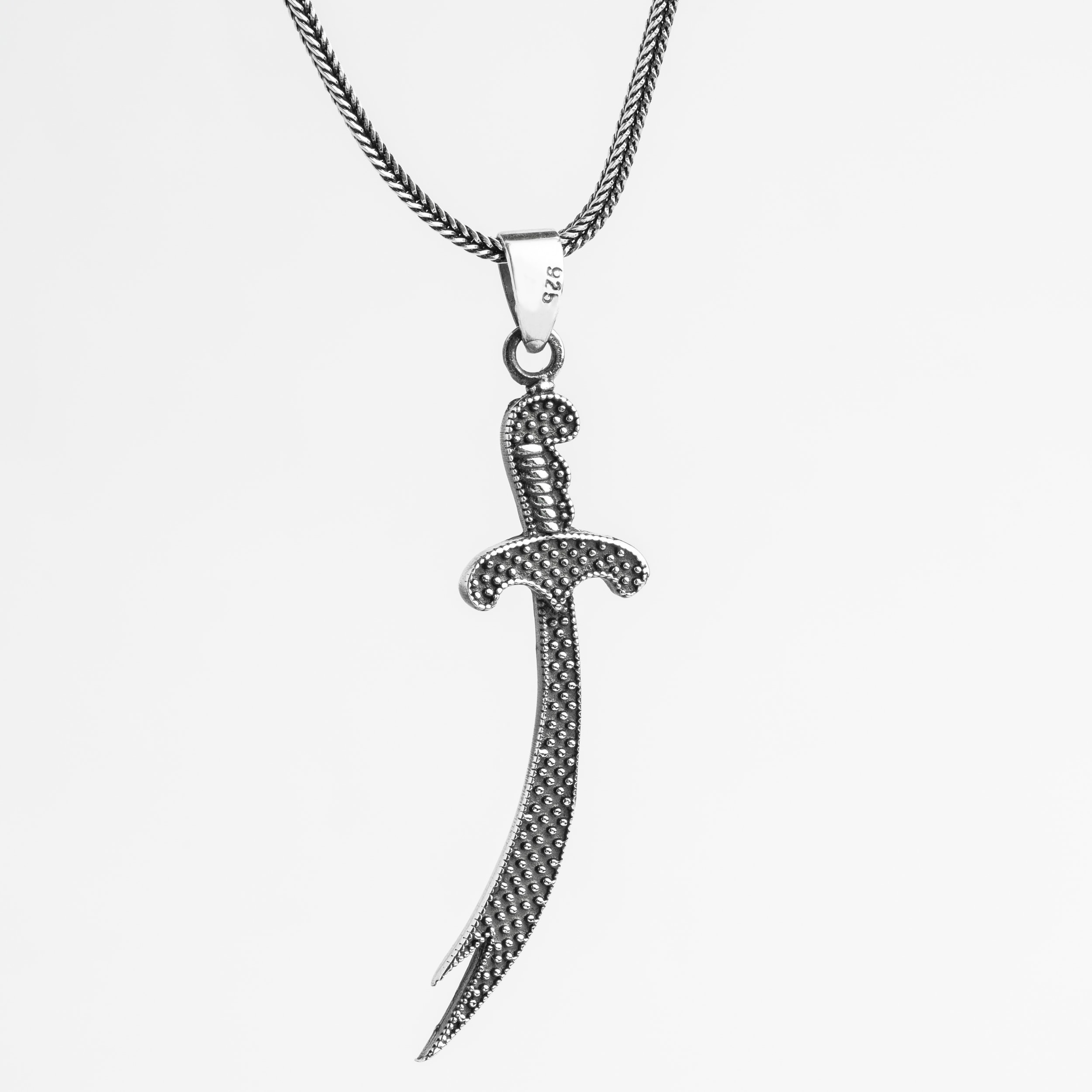 İşlemeli Zülfikar Erkek Kolye | Tilki Kuyruğu Zincirli Güç ve Kararlılık Tasarımı