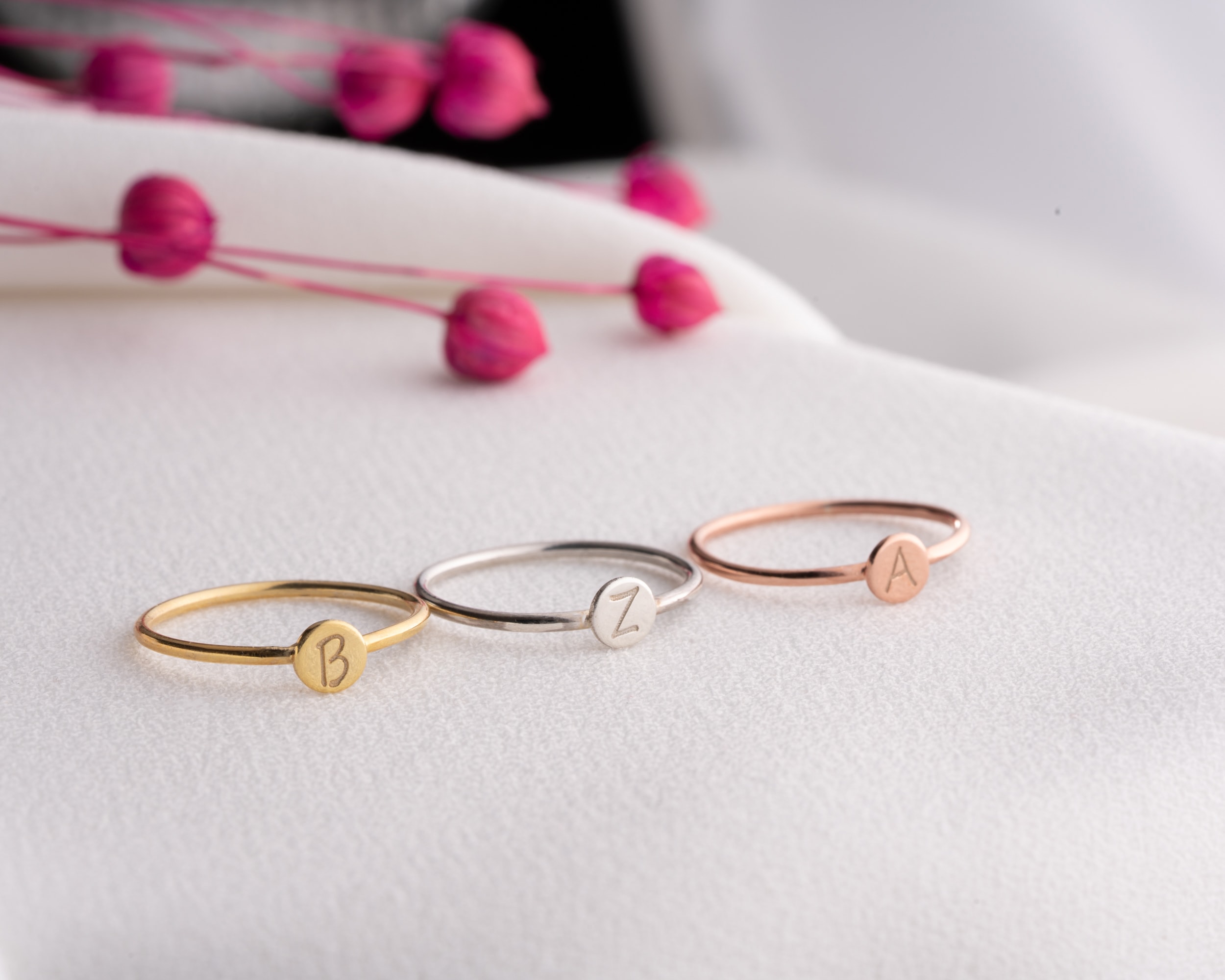 Kişiye Özel Harf Yüzük – Minimal ve Modern Tasarım