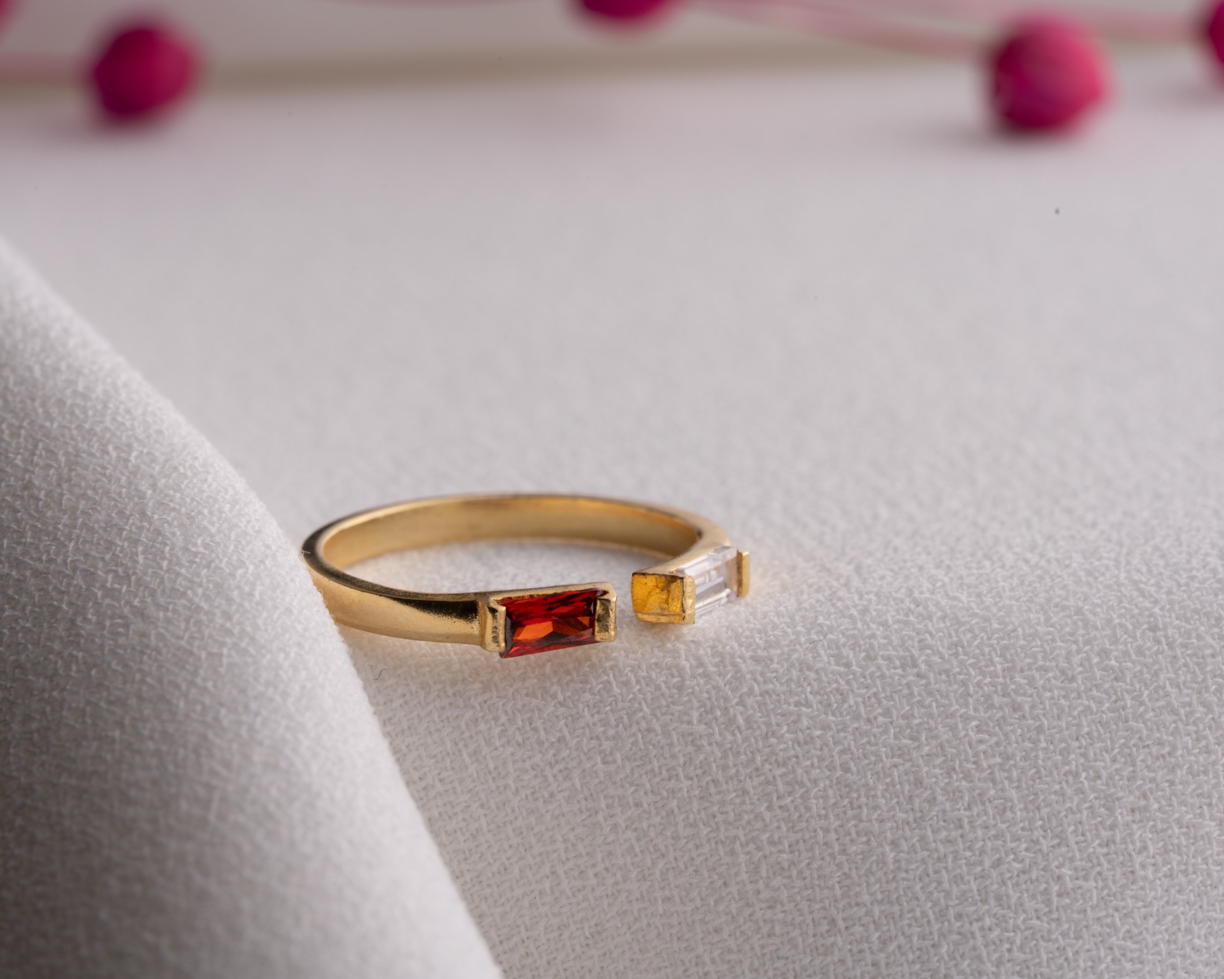 Kişiye Özel Baget Doğum Taşlı Çift Yüzük | Minimal ve Şık