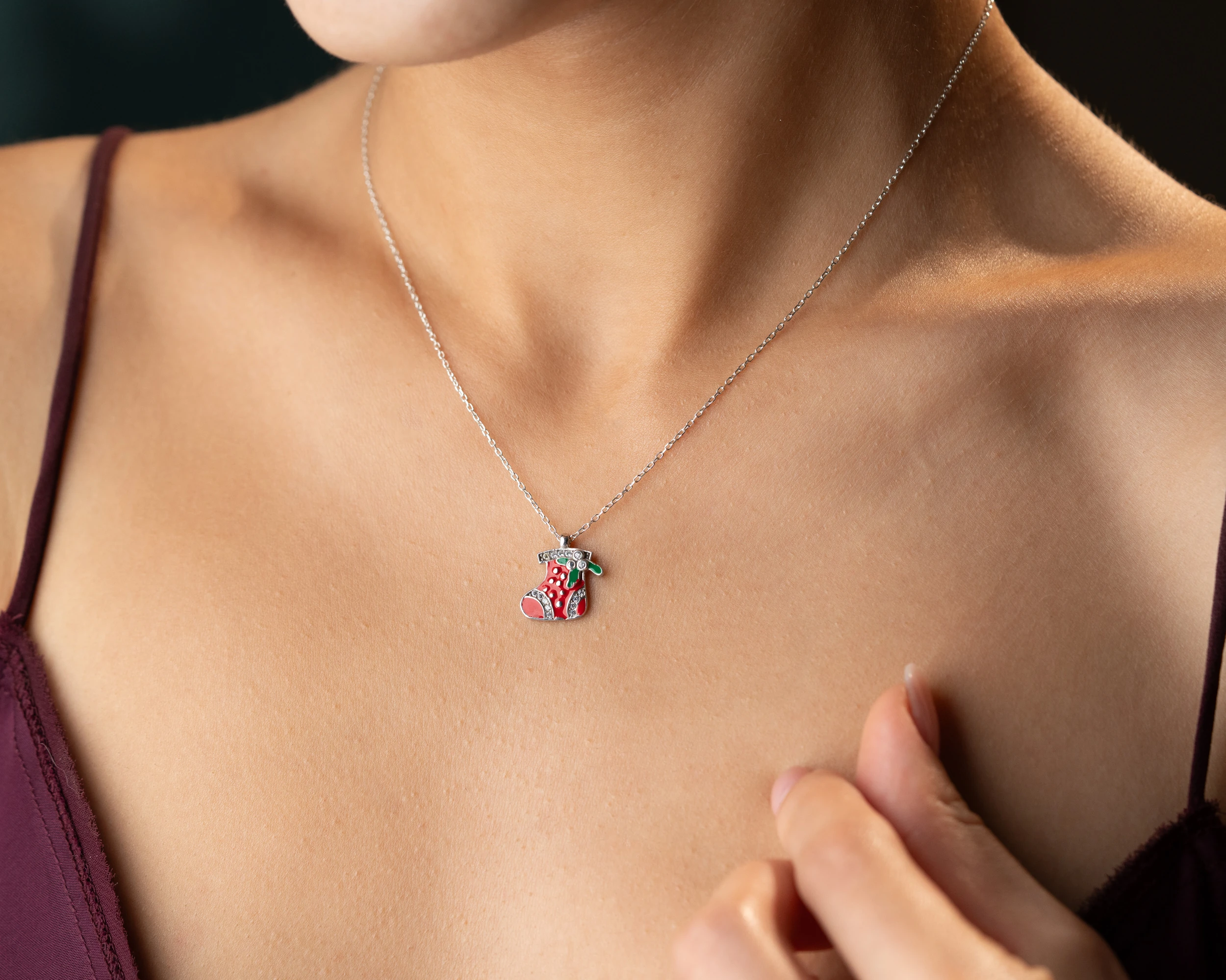 ✨ Mineli Yılbaşı Çorabı – Sevimli ve Parıltılı Yeni Yıl Detayı