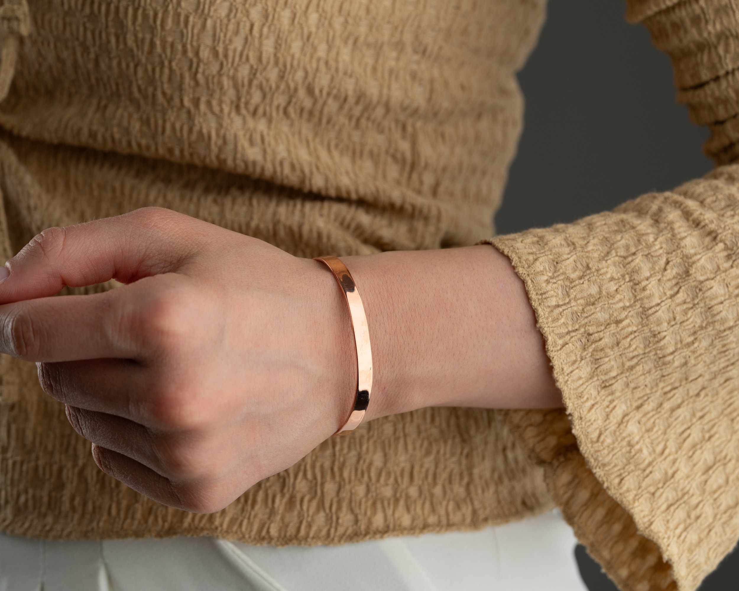 El Yapımı Düz Bakır Bileklik | Minimalist ve Zamansız Tasarım