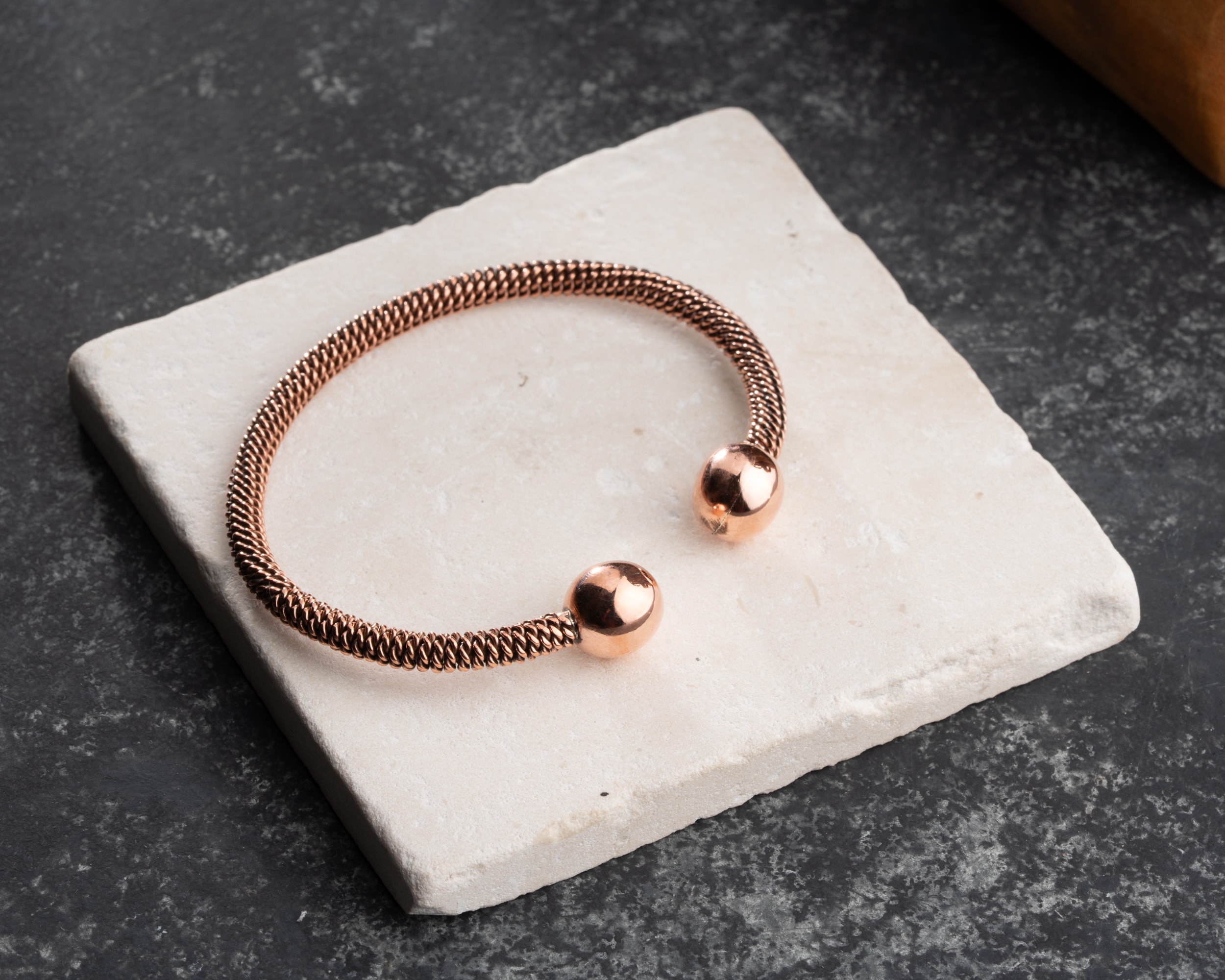 El Yapımı %100 Saf Bakır Bileklik | Minimalist El İşçiliği Ayarlanabilir Model