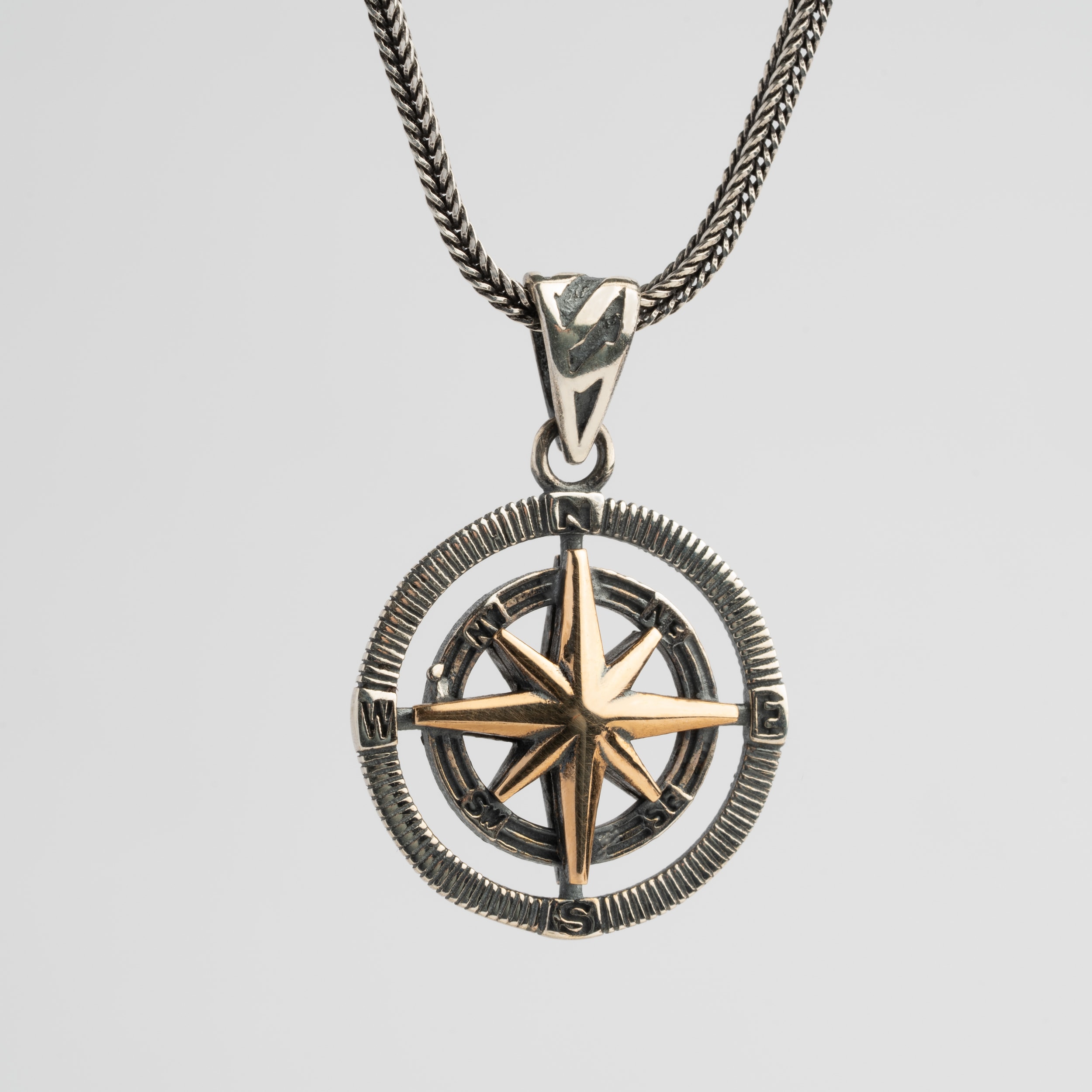 Çift Taraflı 3 Boyutlu Pusula Erkek Kolye | Tilki Kuyruğu Zincirli Küçük Boy Şık Tasarım