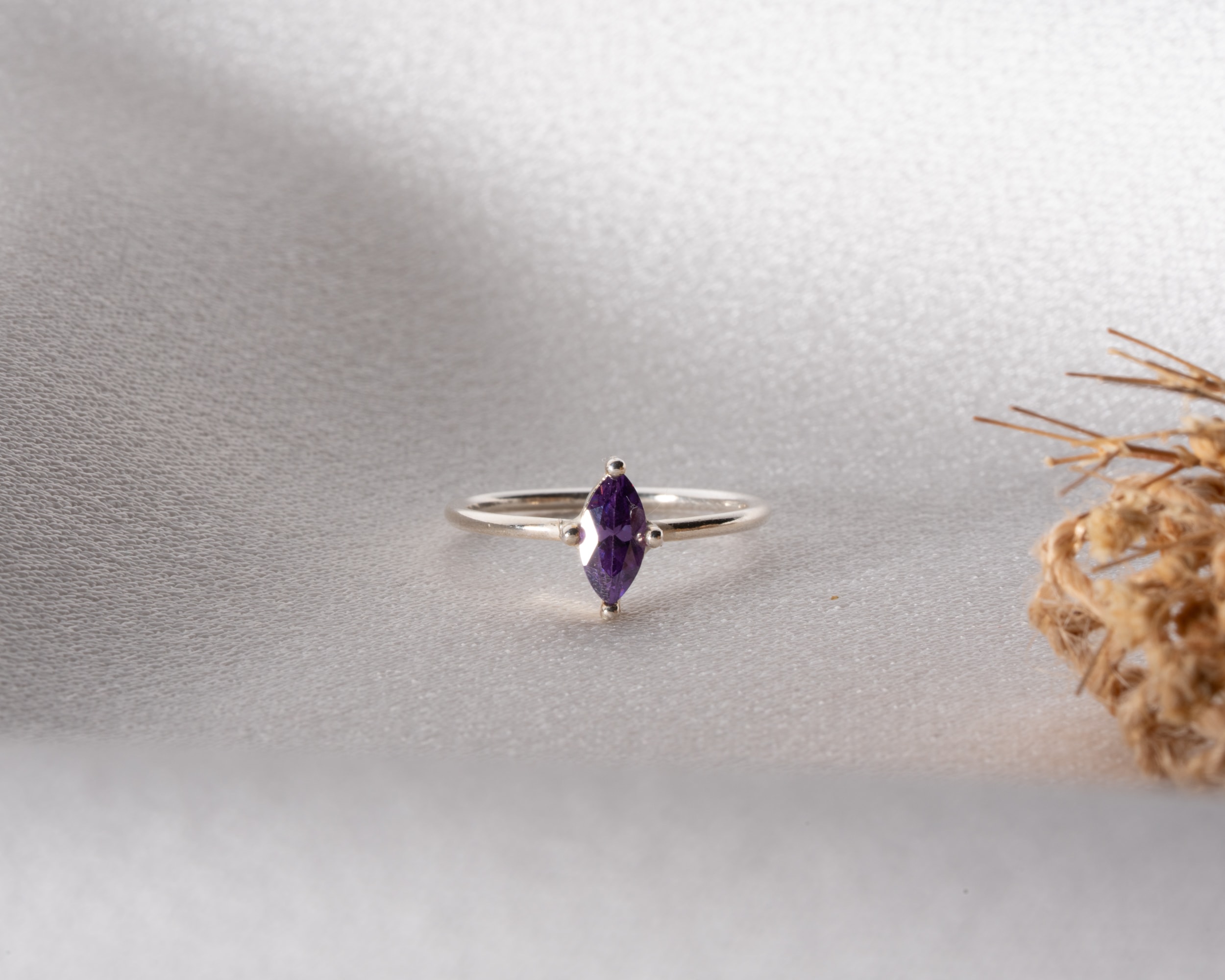 Elmas Formu - Geometrik Kesim - Doğum Taşlı Yüzük – 925 Ayar Gümüş Kişiye Özel Zarif Tasarım