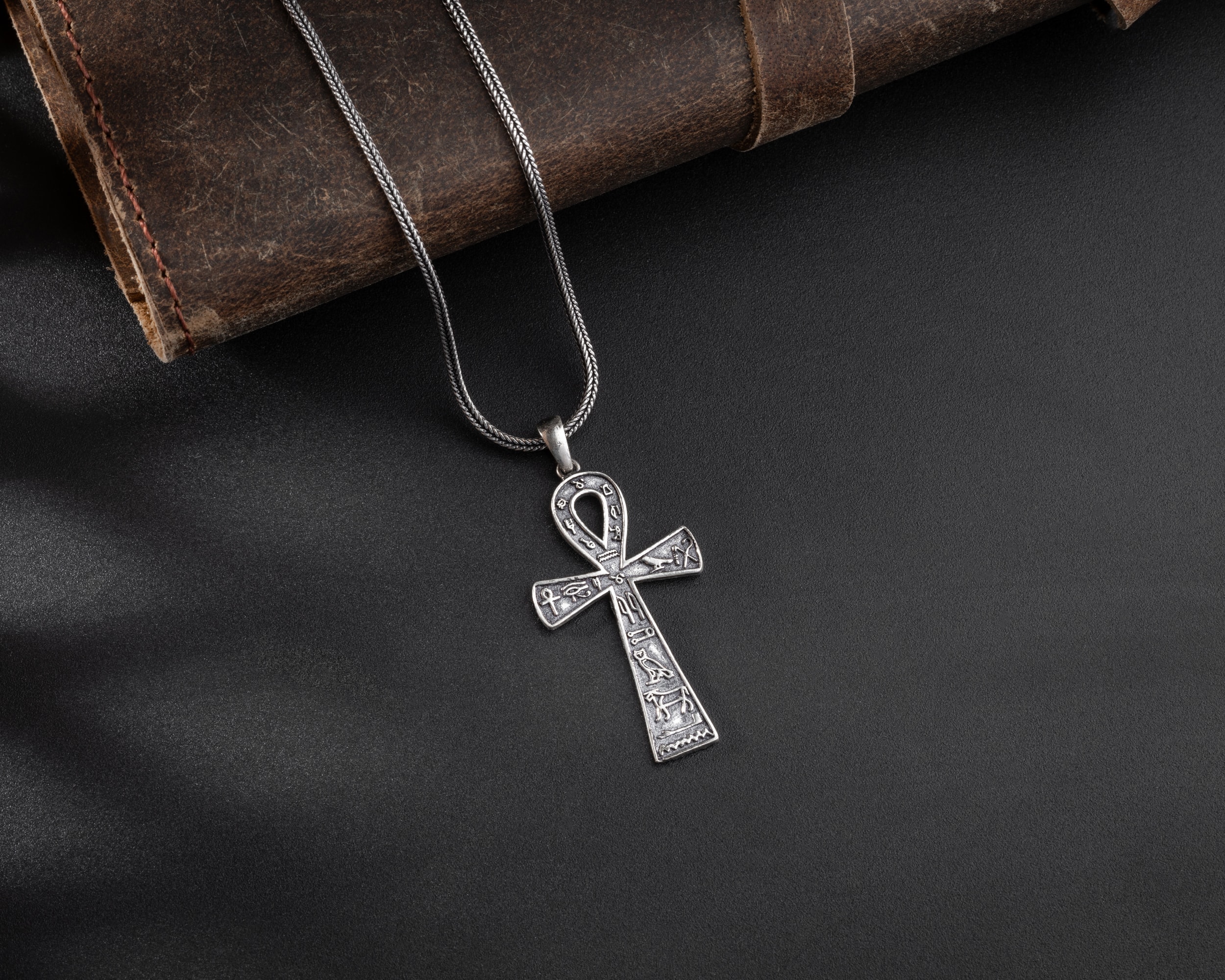 Mısır Ankh Erkek Kolye | Tilki Kuyruğu Zincirli Anlamlı ve Şık Tasarım