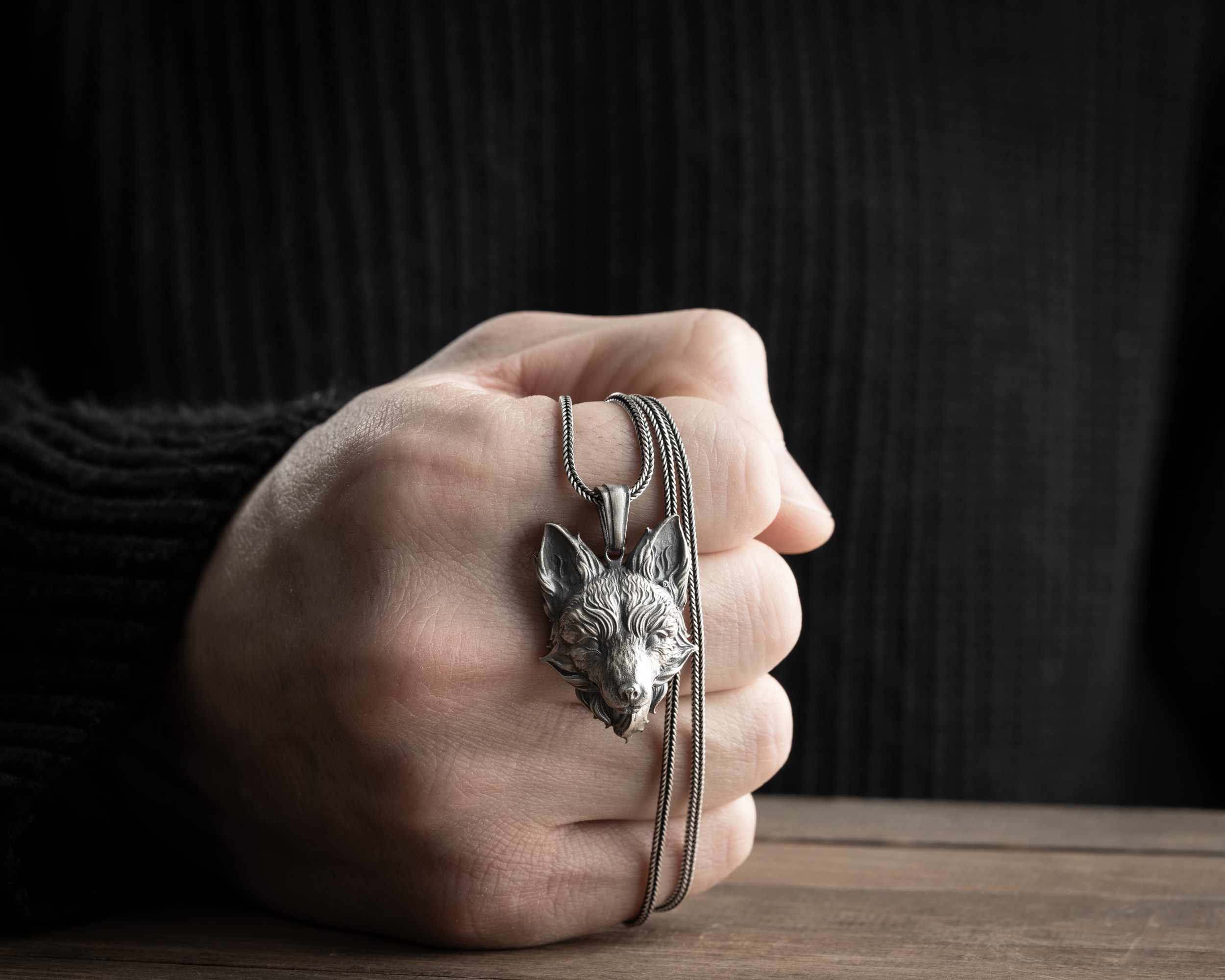 Kurt Erkek Kolye | Tilki Kuyruğu Zincirli Güç ve Özgürlük Tasarımı