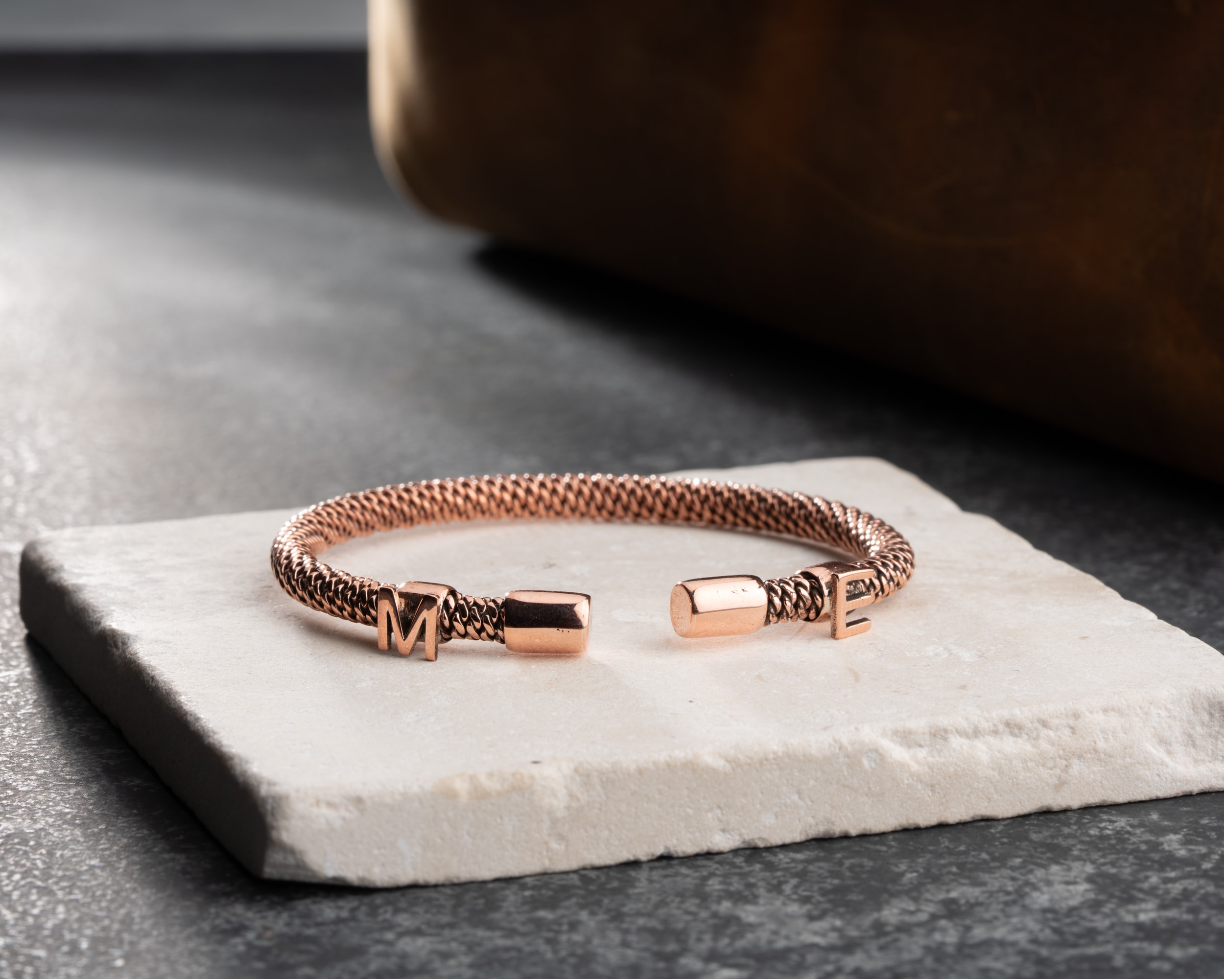 Kişiye Özel İki Harfli Bakır Bileklik | El Yapımı Harfli Bakır Bilezik | Minimalist Hediye Fikri