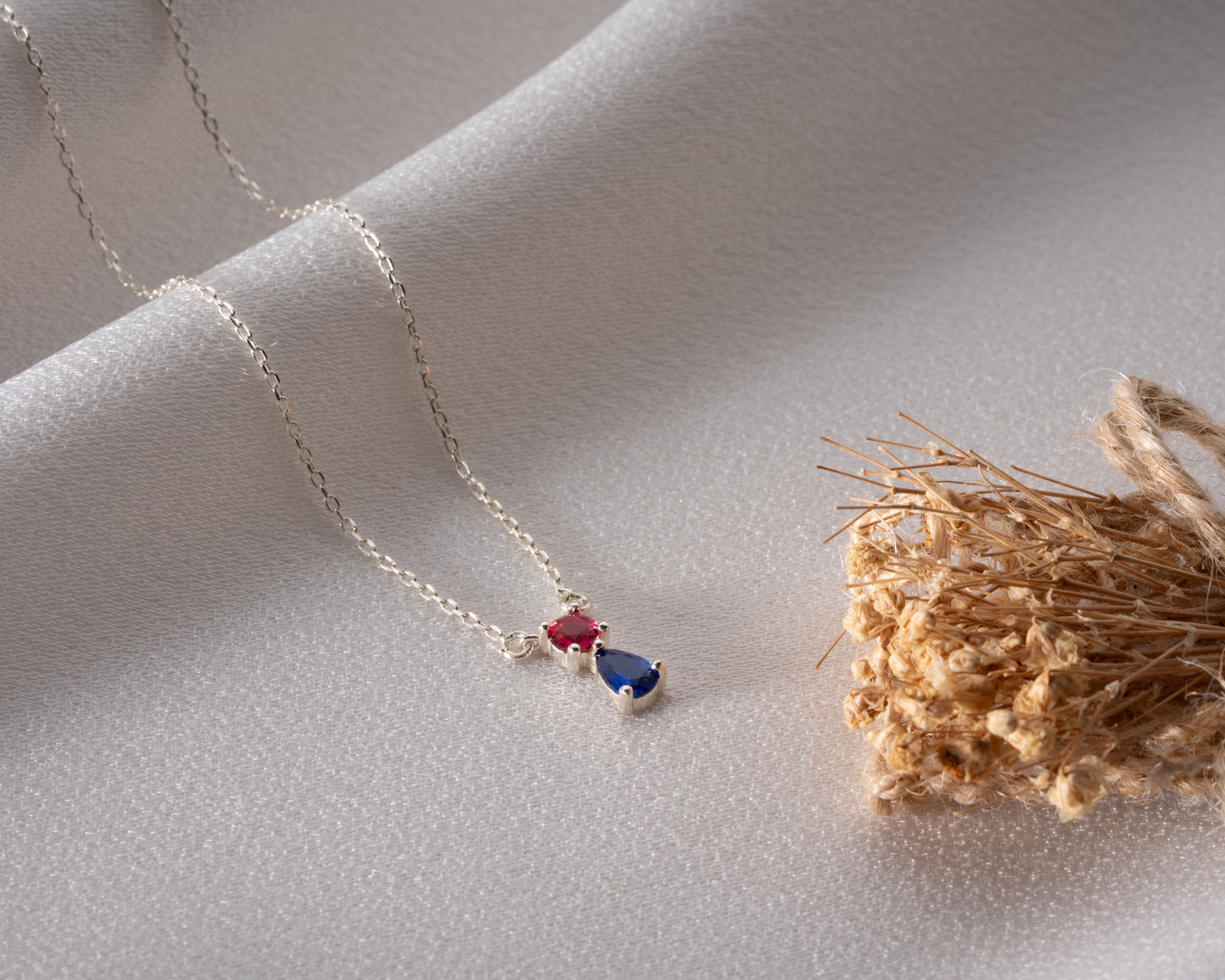 Çift Doğum Taşlı Kişisel Kolye - Aşkın ve Bağın Sembolü | 925 Ayar Gümüş