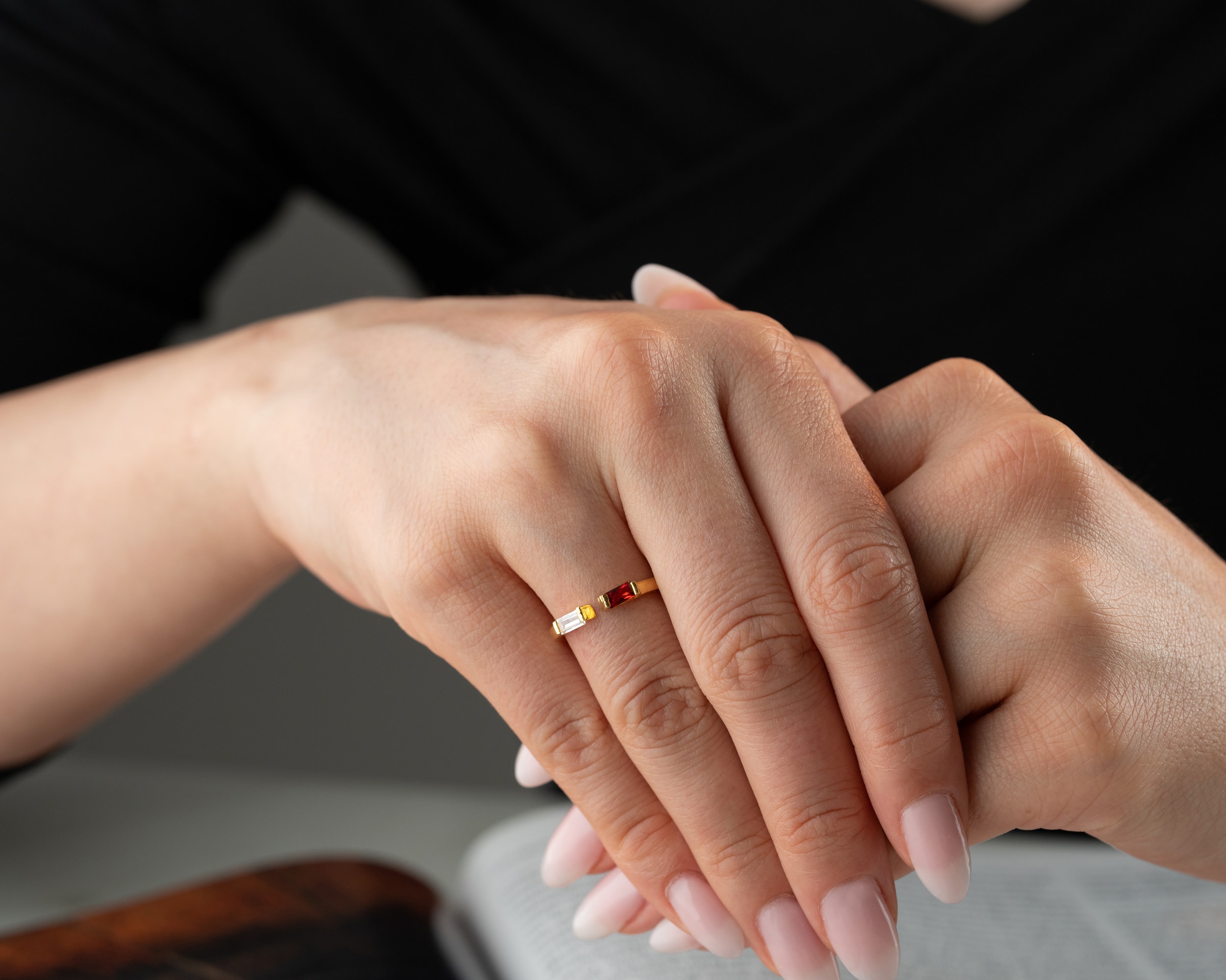 Kişiye Özel Baget Doğum Taşlı Çift Yüzük | Minimal ve Şık