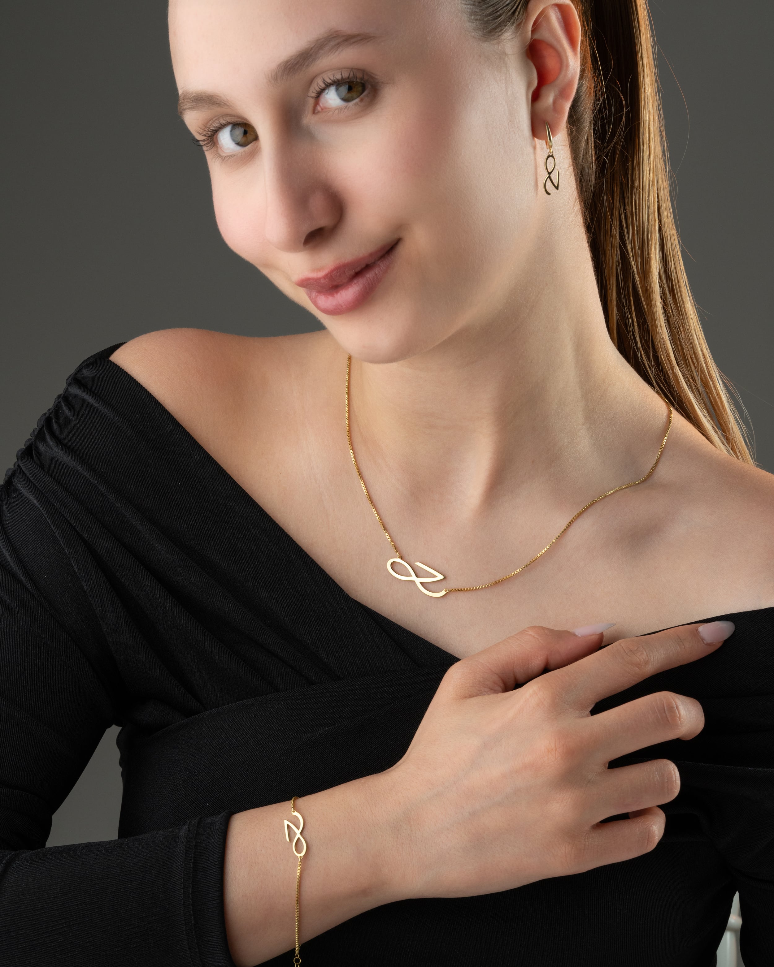 Jungkook Sembol Set – BTS Hayranları İçin Özel Takı | Kolye, Bileklik ve Küpe