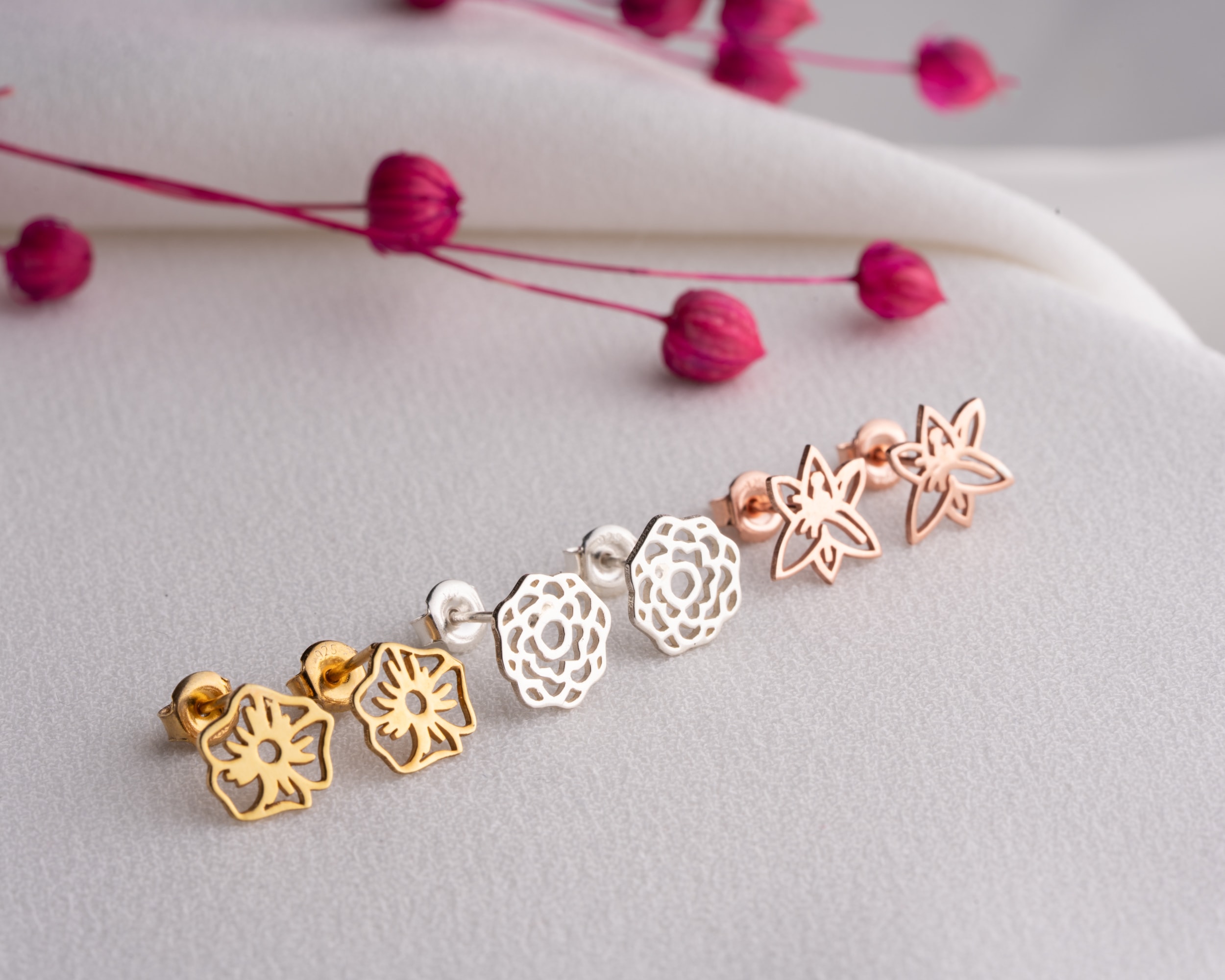 Kişiye Özel Doğum Çiçeği Küpe | Minimal ve Zarif