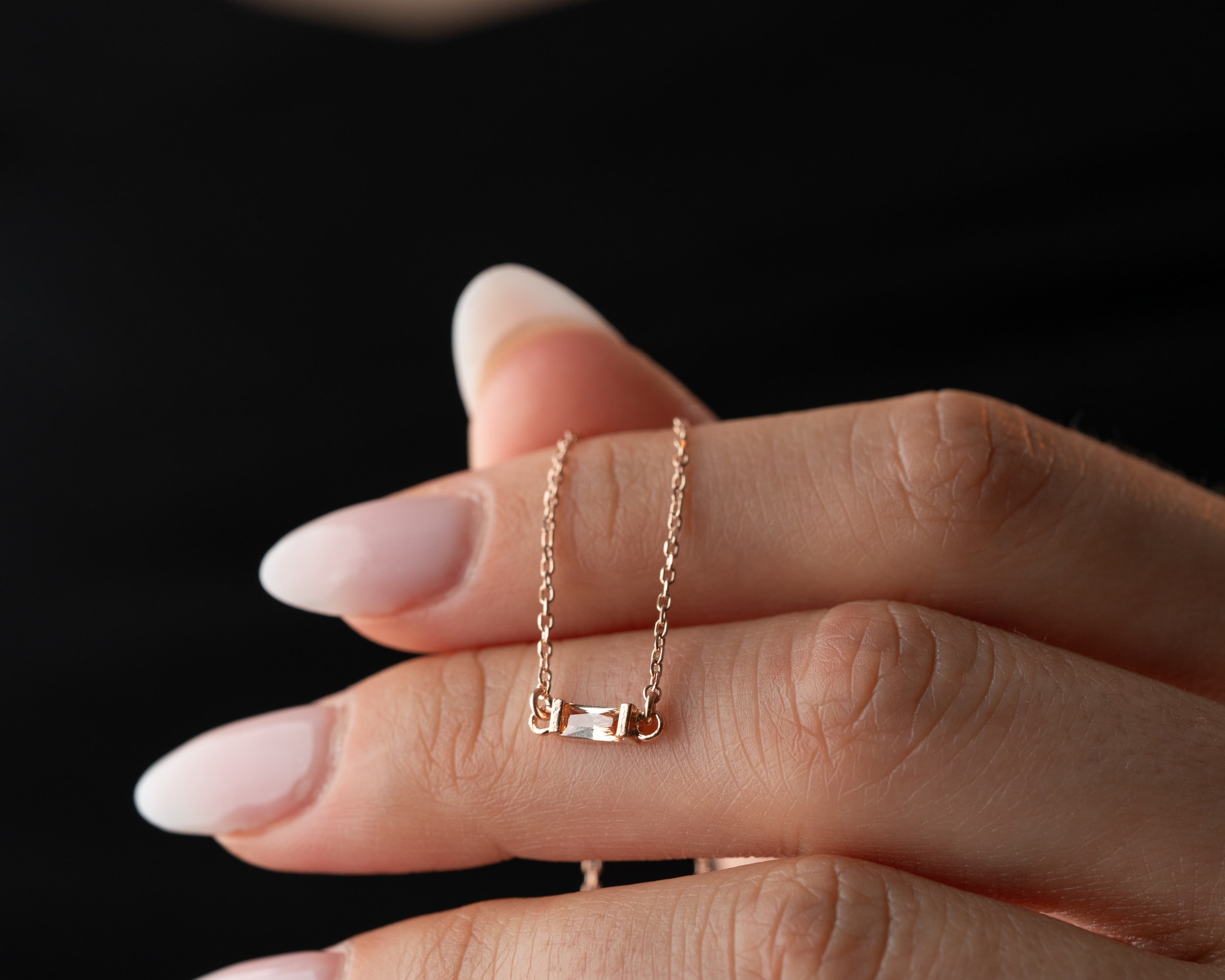 Baget Dikdörtgen Doğum Taşı Kolye – Minimal ve Zarif | Gold, Rose, Gümüş