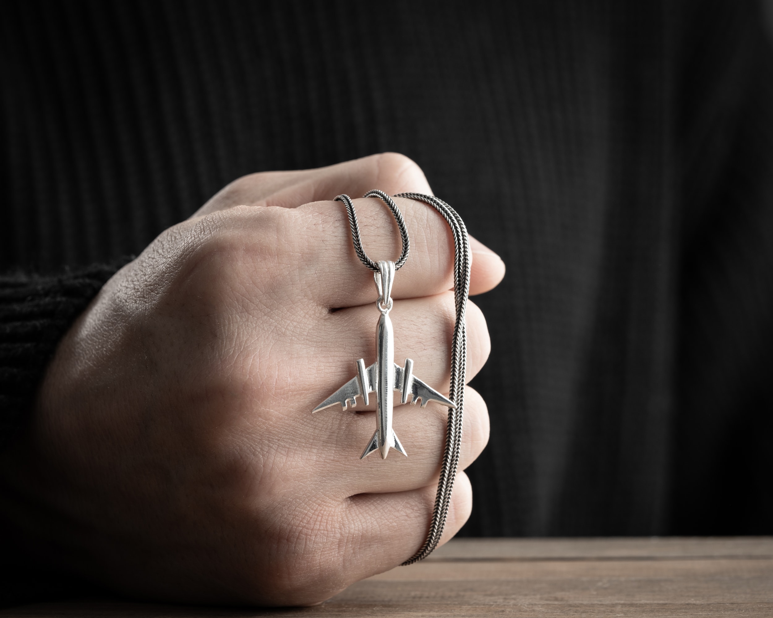 3 Boyutlu Uçak Erkek Kolye | Tilki Kuyruğu Zincirli Modern ve Şık Tasarım