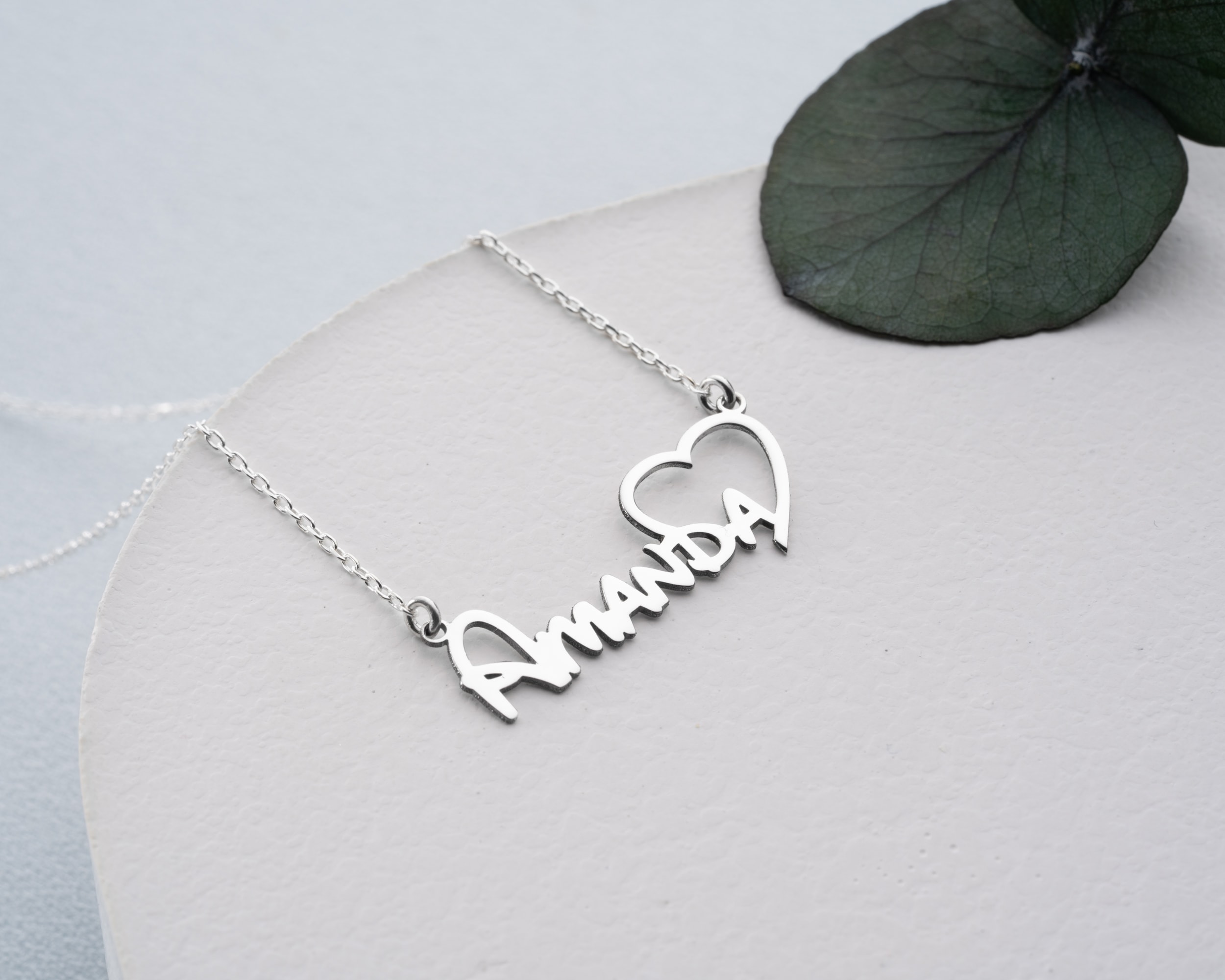 Kişiye Özel İsimli Kalp Kolye – El Yapımı Gümüş & Altın Seçenekleriyle