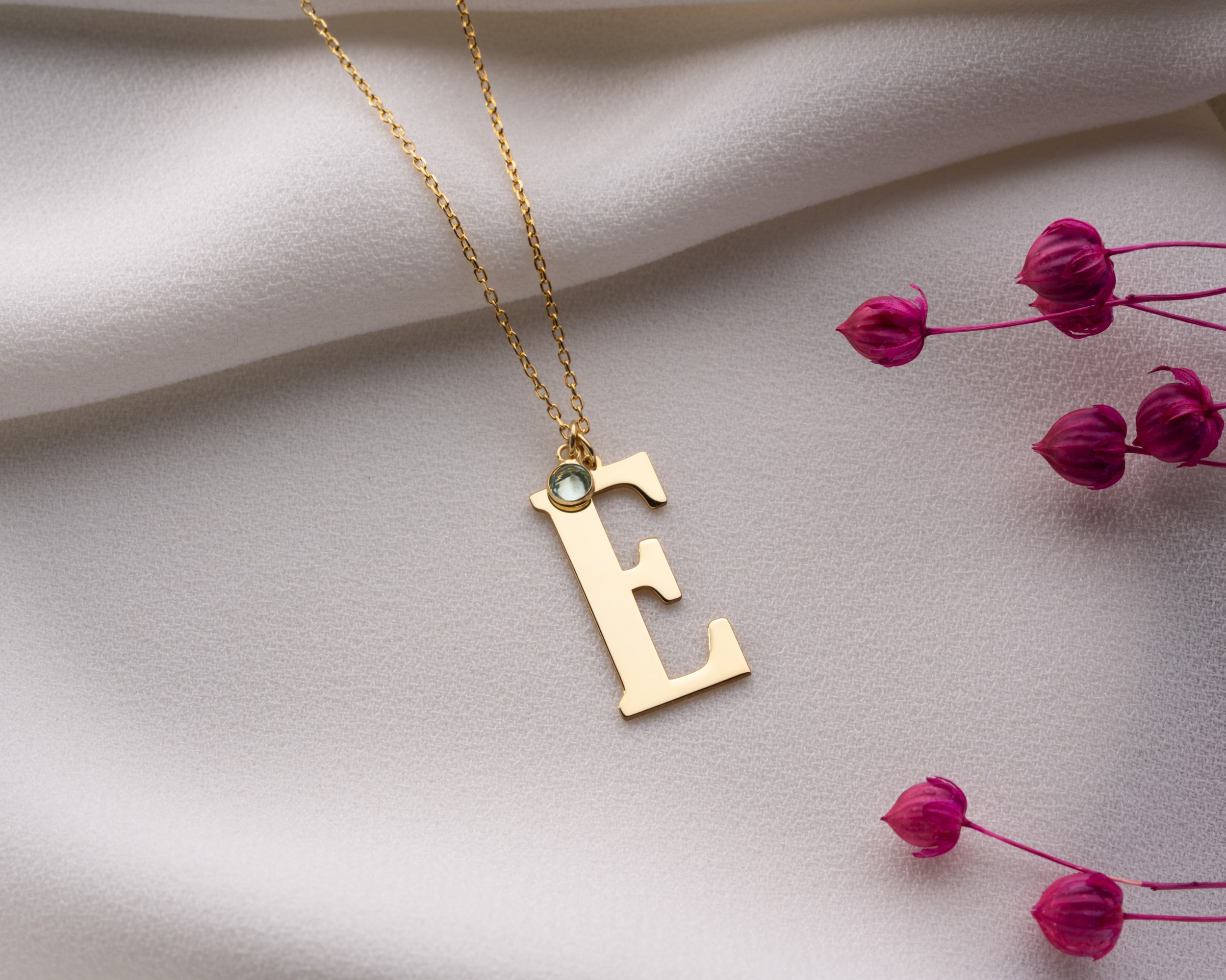 Doğum Taşlı Büyük Harf Kolye – Kişiye Özel Işıltılı Tasarım | 925 Ayar Gümüş