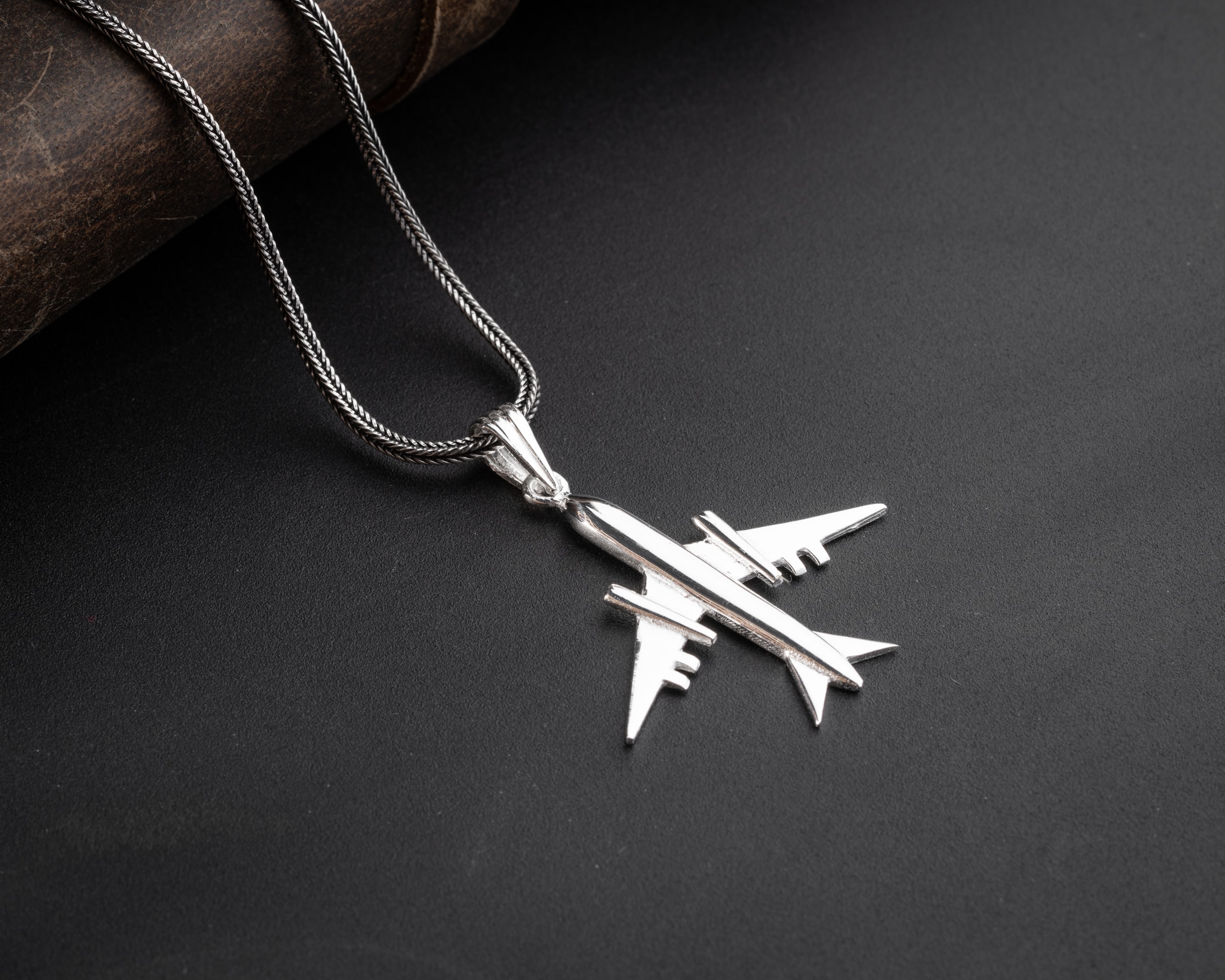 3 Boyutlu Uçak Erkek Kolye | Tilki Kuyruğu Zincirli Modern ve Şık Tasarım