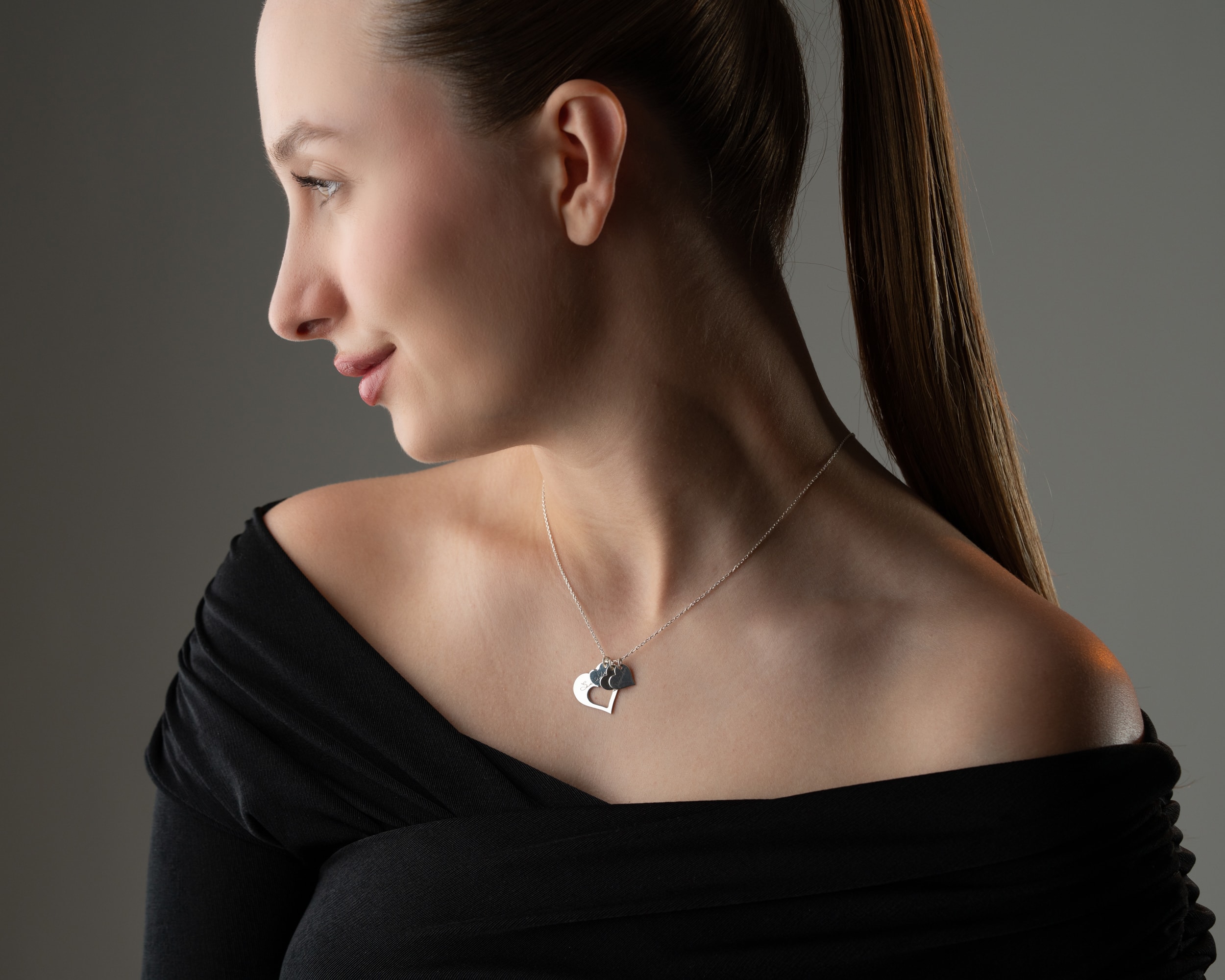 İsim Yazılı Çoklu Kalp Kolye - Kalp İçinde İsimli Küçük Kalpler | Aile ve Sevgi Sembolü 