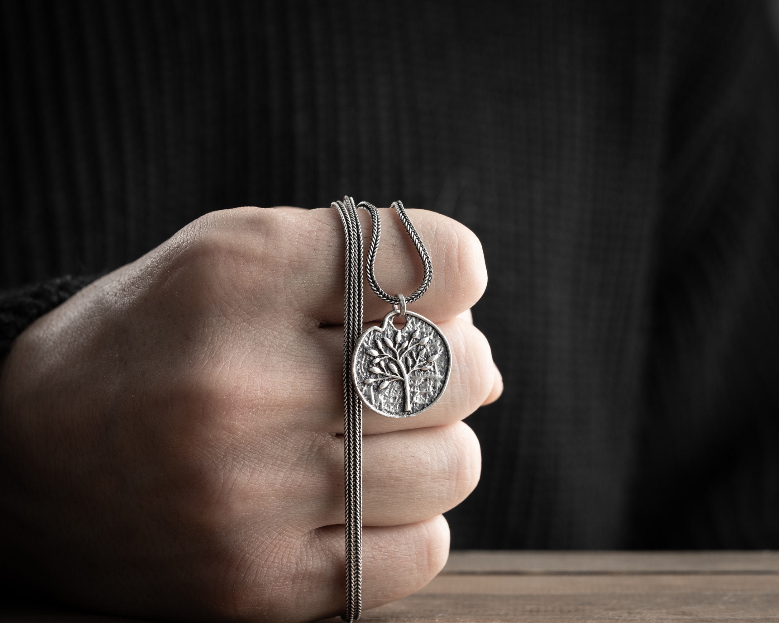 3 Boyutlu Hayat Ağacı Kolye Erkek – Tilki Kuyruğu Zincirli Anlamlı Tasarım