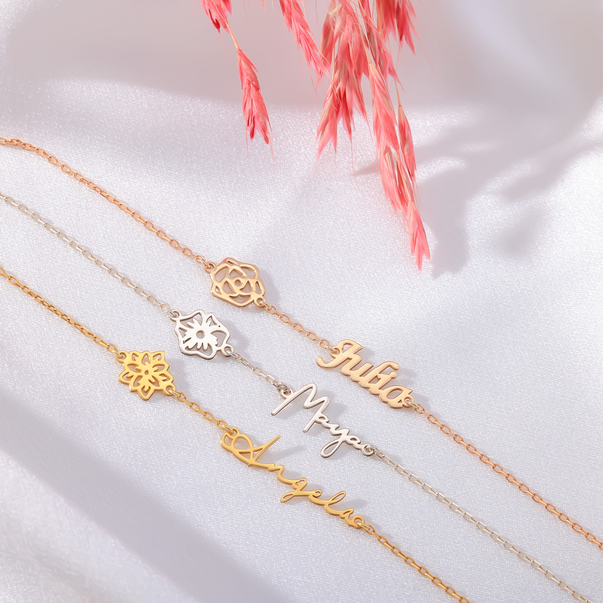 Kişiye Özel Doğum Çiçekli İsim Bileklik - Doğum Ayınızın Çiçeği, İsminizle Buluştu - Özel Tasarım Gümüş