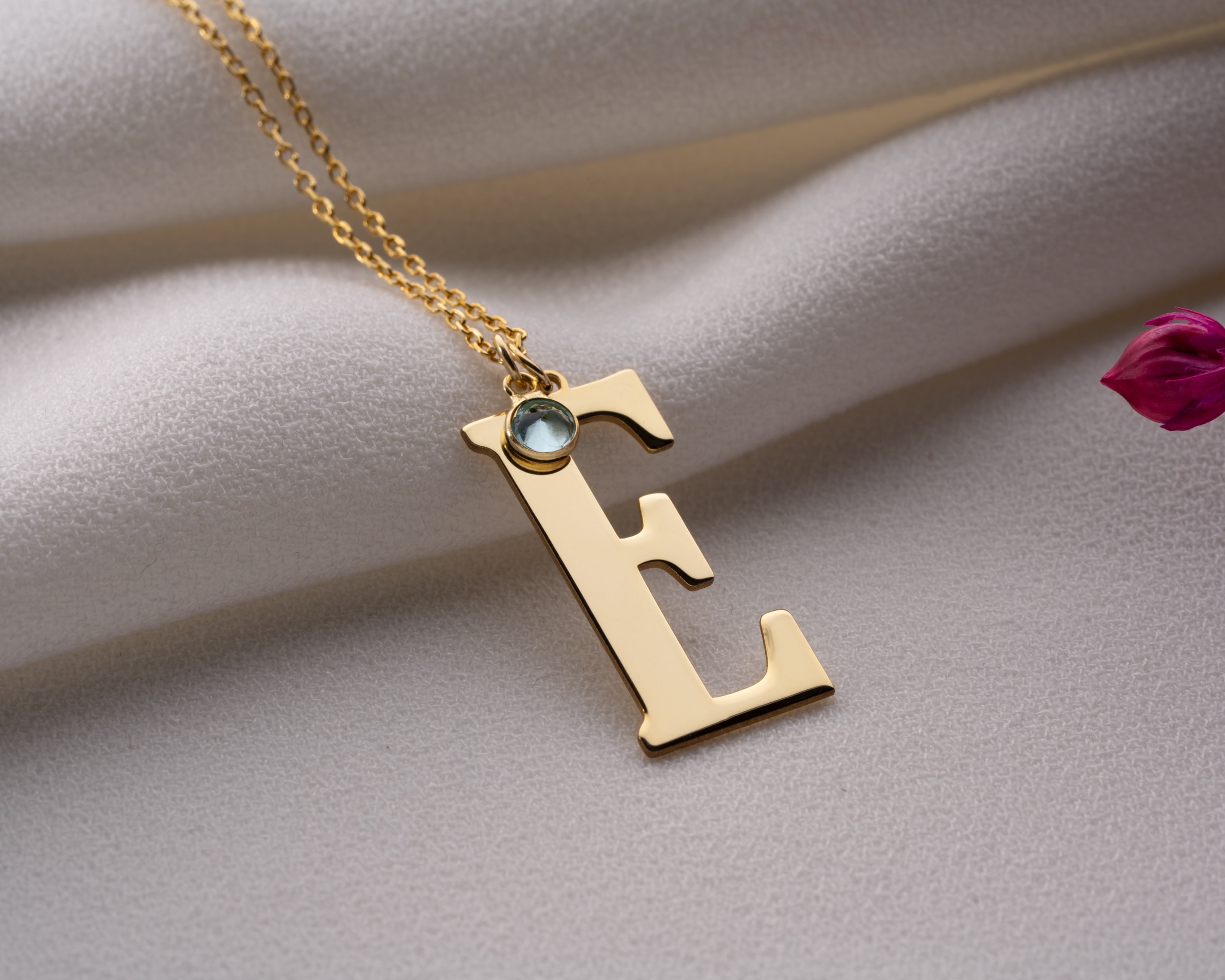 Doğum Taşlı Büyük Harf Kolye – Kişiye Özel Işıltılı Tasarım | 925 Ayar Gümüş