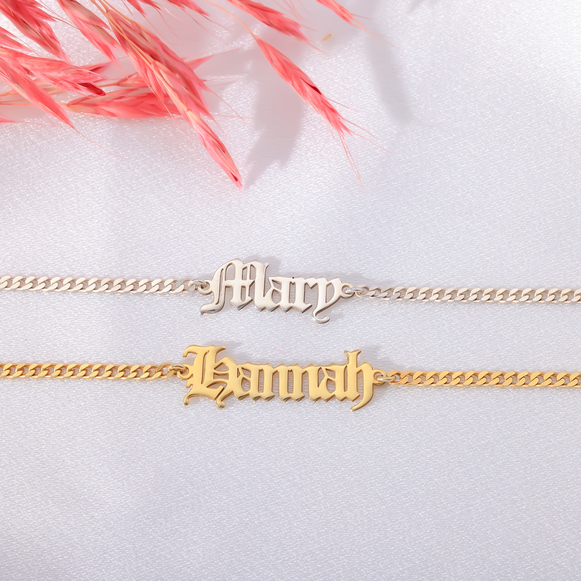 🔗 Gurmet Zincirli İsim Bileklik – Güçlü Stilinize Kişisel Bir Dokunuş - Unisex Gurmet Zincirli İsim Bileklik