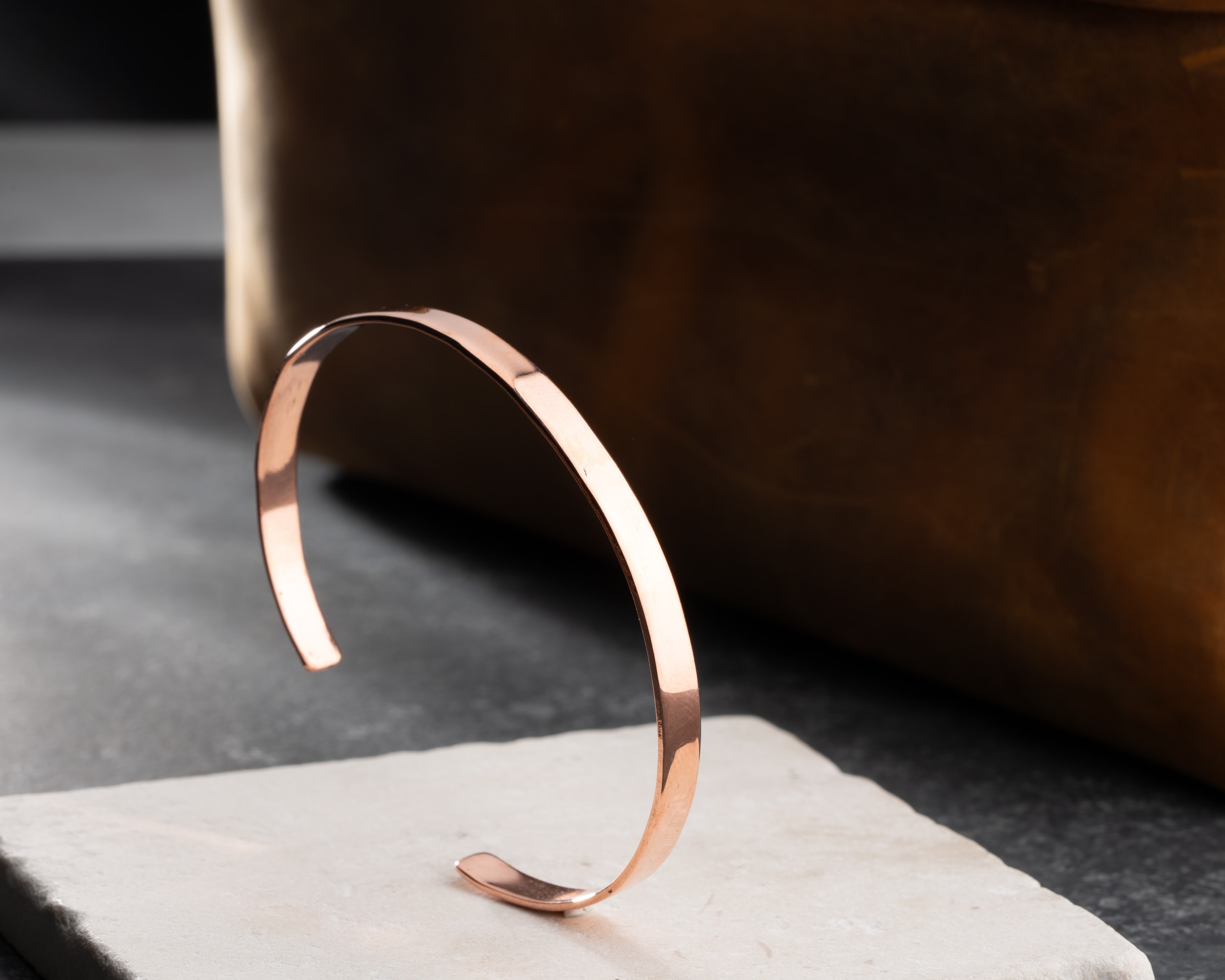 El Yapımı Düz Bakır Bileklik | Minimalist ve Zamansız Tasarım