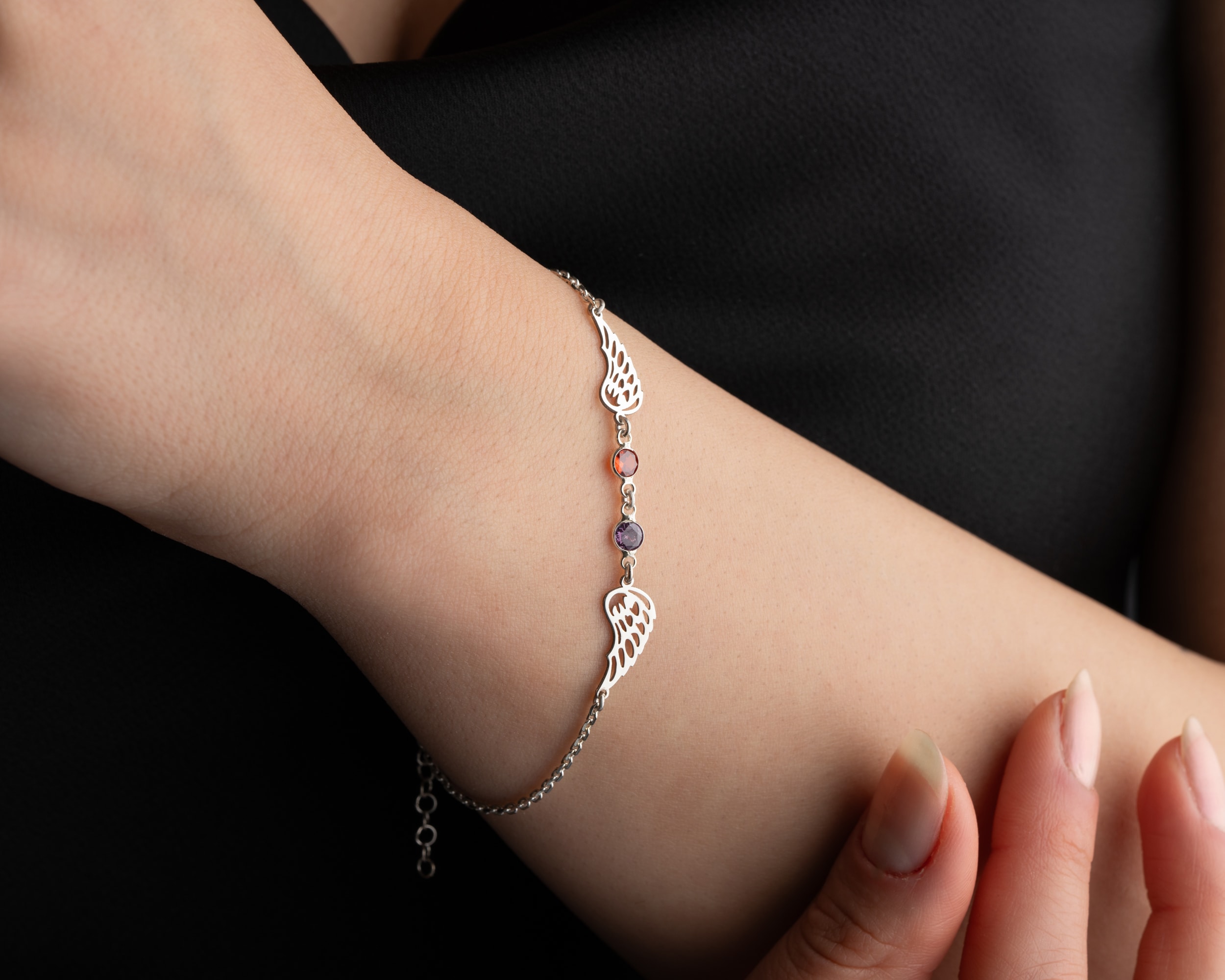 Doğum Taşlı Melek Kanatları Bileklik - Her Doğum Taşı Bir Enerji, Her Kanat Bir Koruyucu