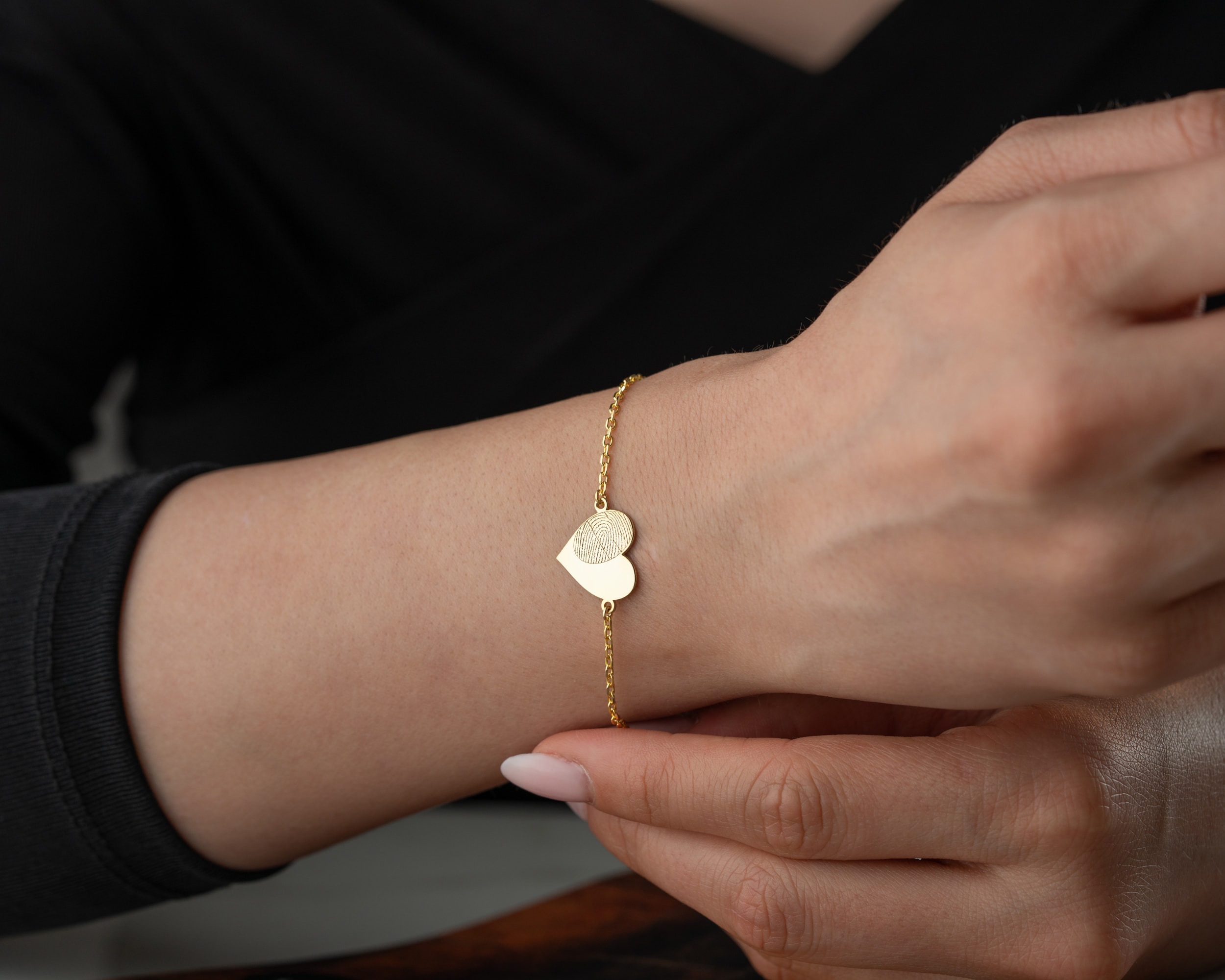 Kişiye Özel Disk, Oval veya Kalp Şekilli Çift Parmak İzi Bileklik – Anlamlı Hatıra Tasarımı