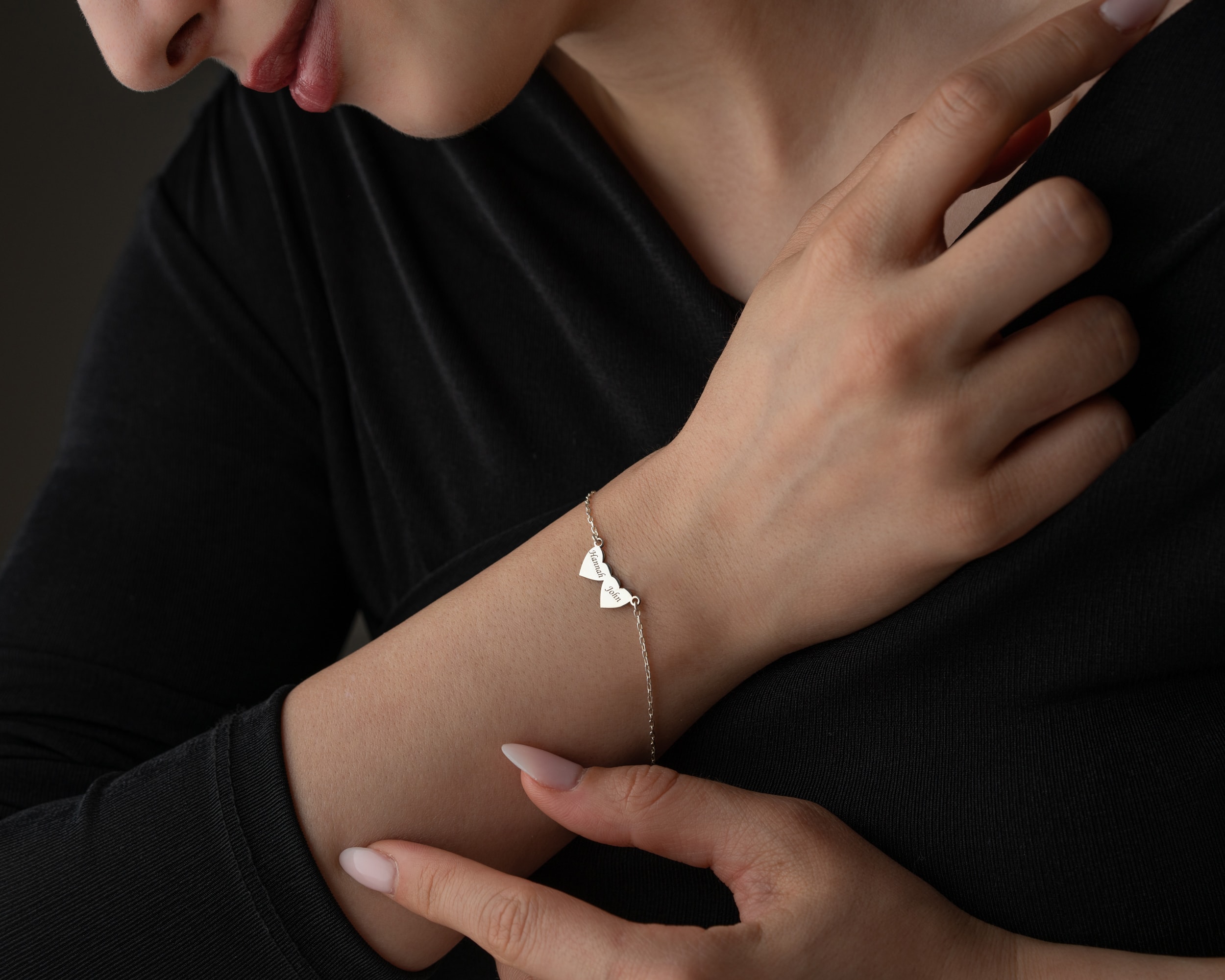 İsim Yazılı Kalp Bileklik – Minimal ve Şık Tasarım | Sevdiklerinize Özel Hediye