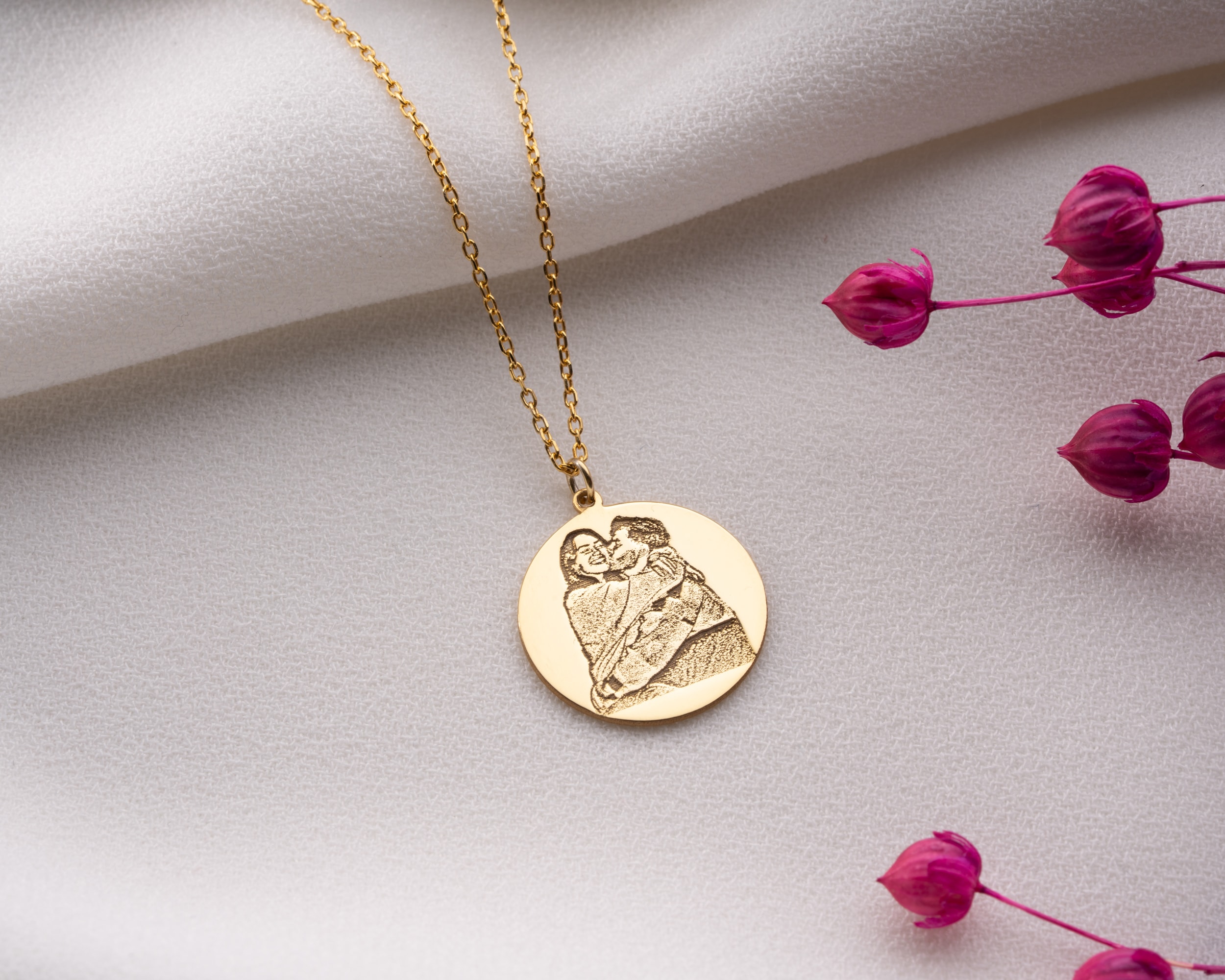 Kişiselleştirilebilir Resim Disk Kolye – Fotoğrafınızı Taşıyan Özel Takı | Gold, Rose, Gümüş