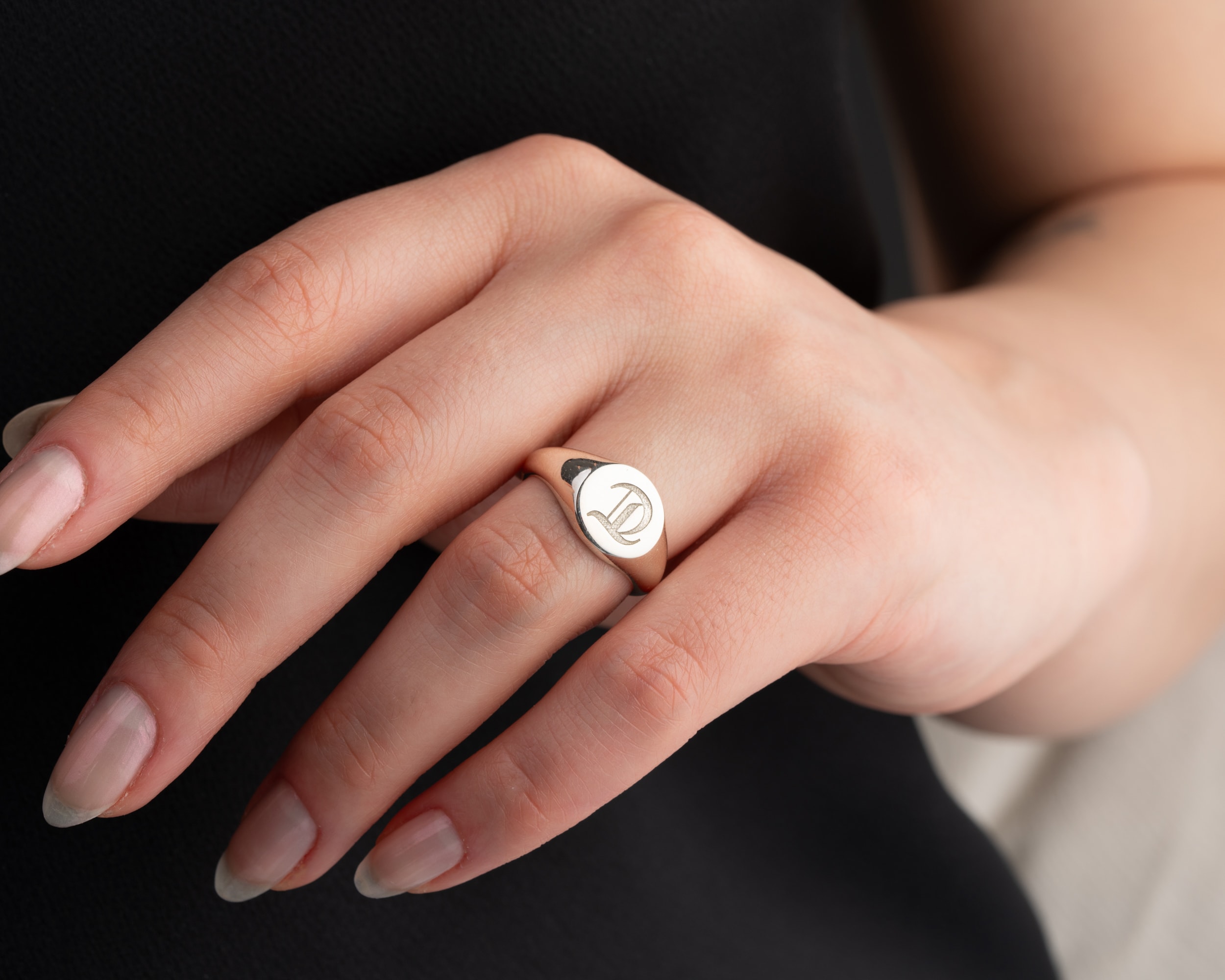 Ayarlanabilir Harf Yüzük – Kişiye Özel Zarif Takı 