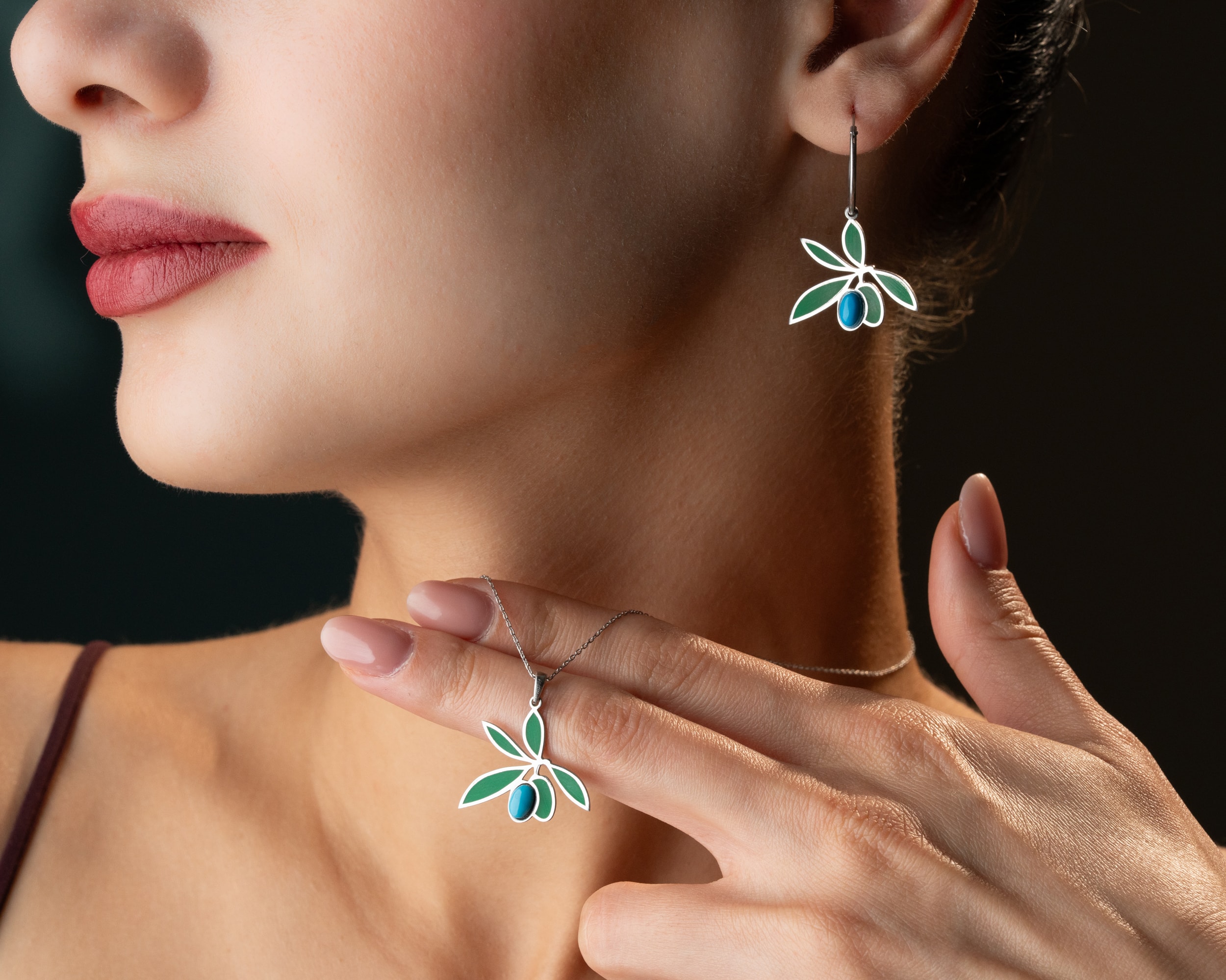 Mineli ve Turkuaz Taşlı Zeytin Dalı Kolye ve Küpe – 925 Ayar Gümüş Set