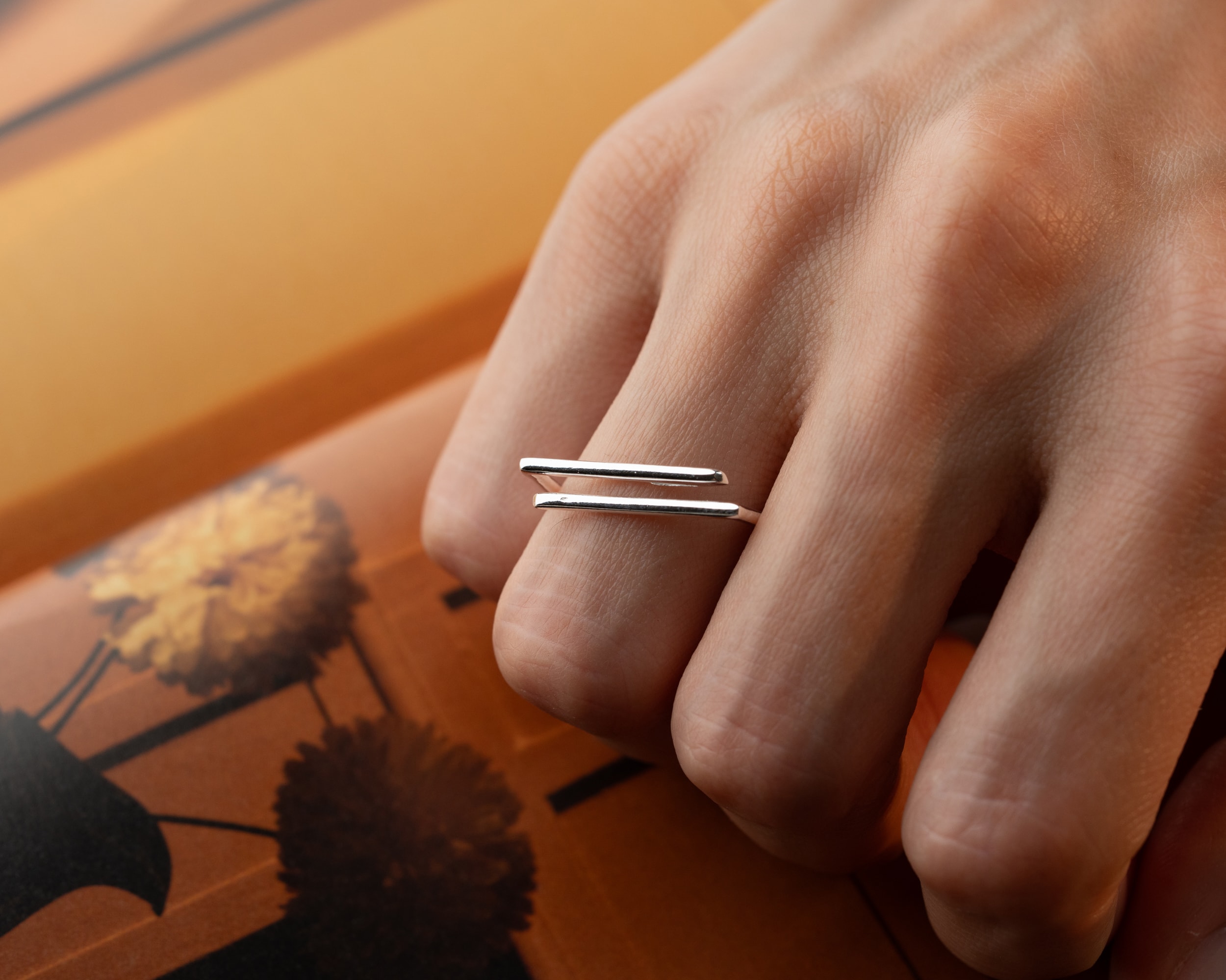 Minimal Çizgi Formlu Ayarlanabilir Yüzük - Parallel Line Gümüş Yüzük - Modern ve Zarif Tasarım | 925 Ayar Gümüş