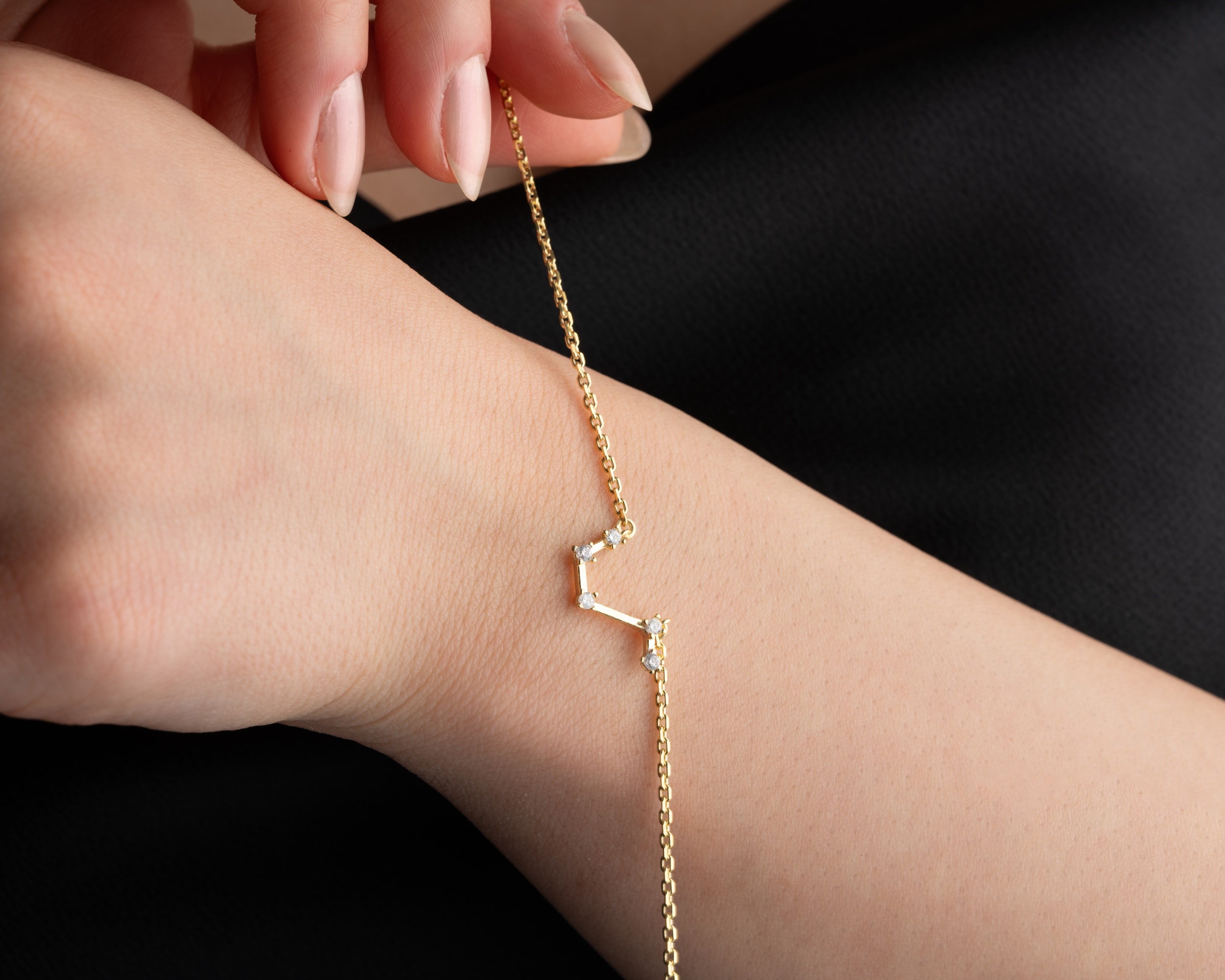 Kişiye Özel Zodyak Bileklik – Hem Şık Hem Anlamlı