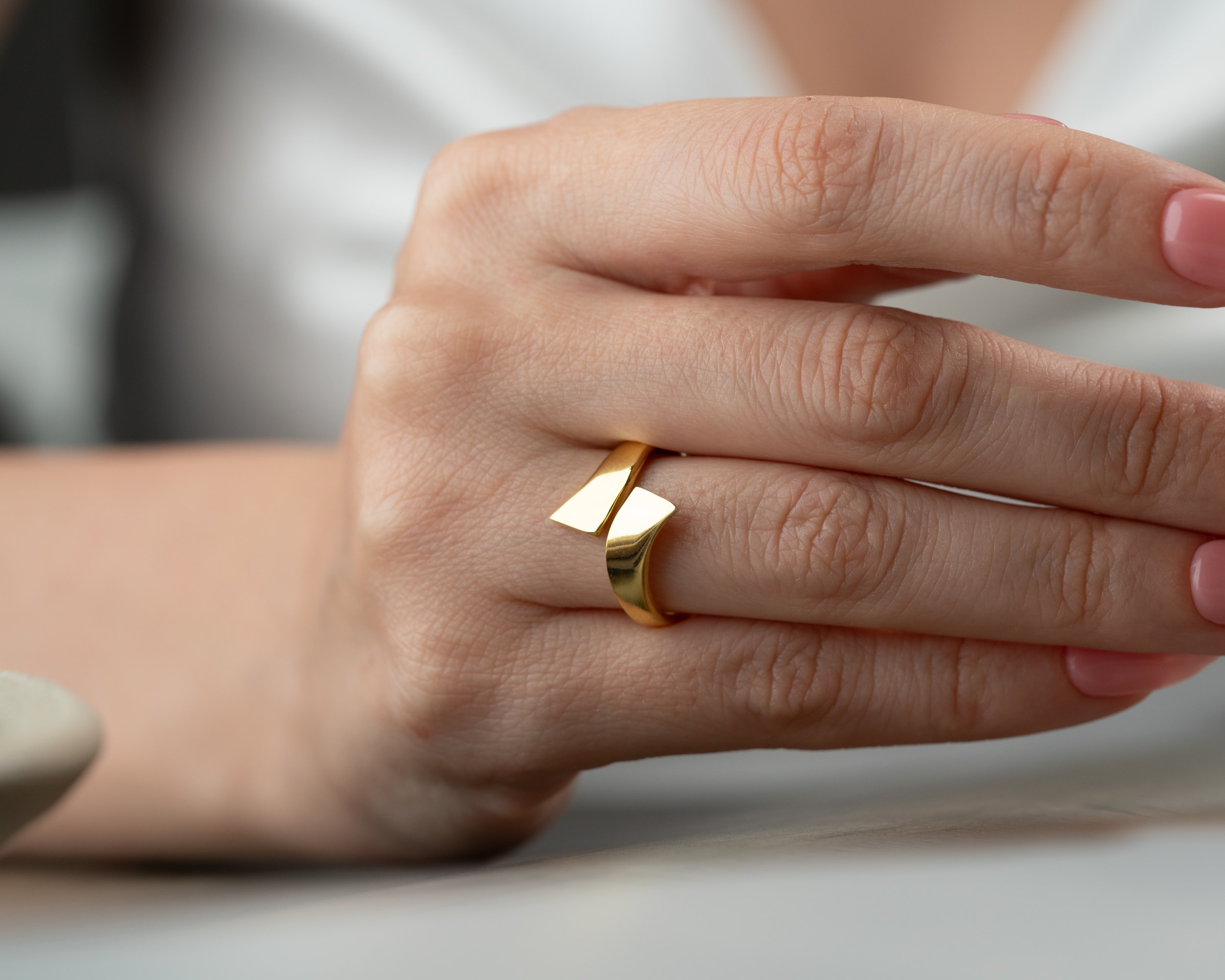 Çapraz Tasarım Ayarlanabilir Yüzük – Minimal ve Modern Kadın Yüzük | Gümüş, Gold, Rose