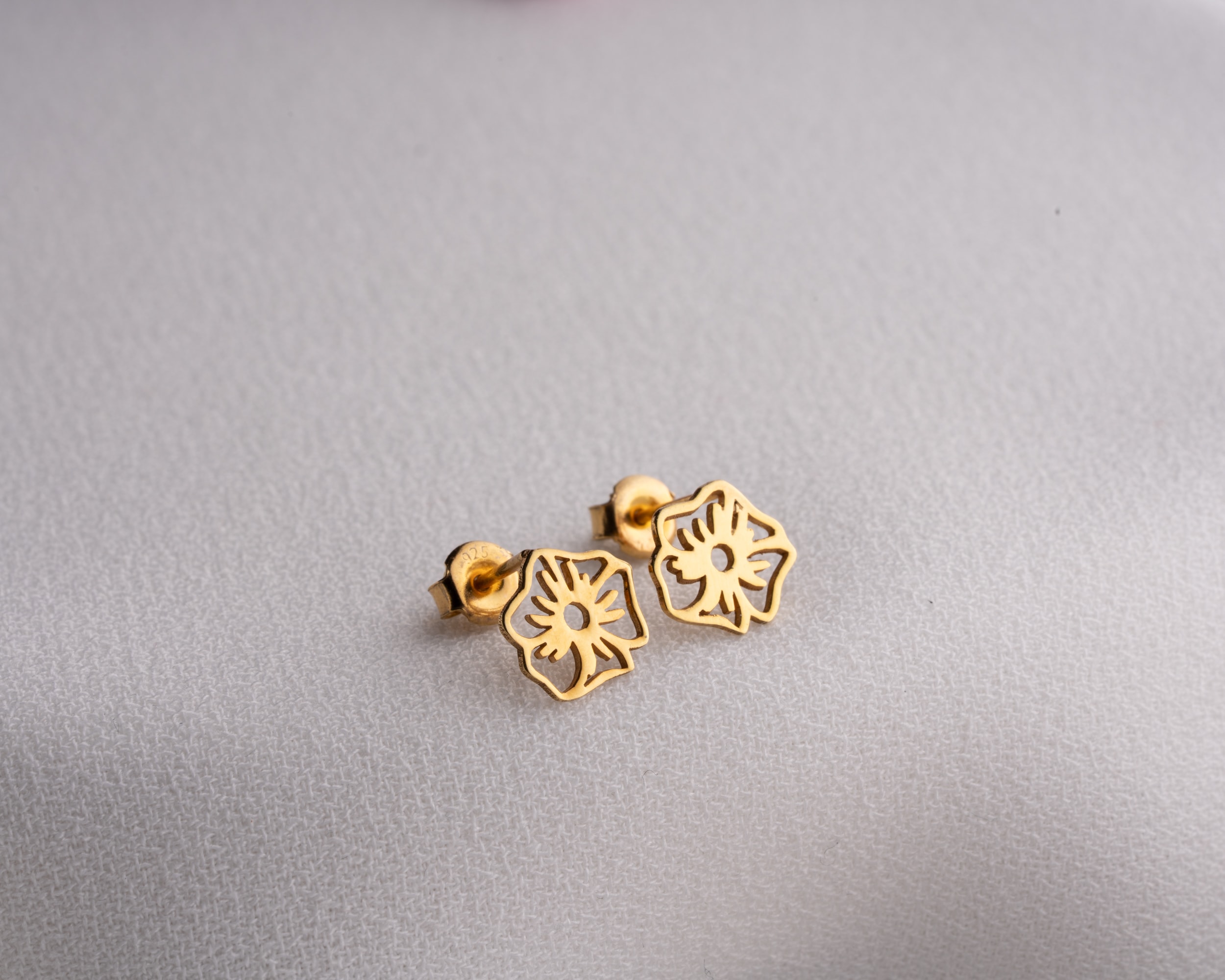 Kişiye Özel Doğum Çiçeği Küpe | Minimal ve Zarif