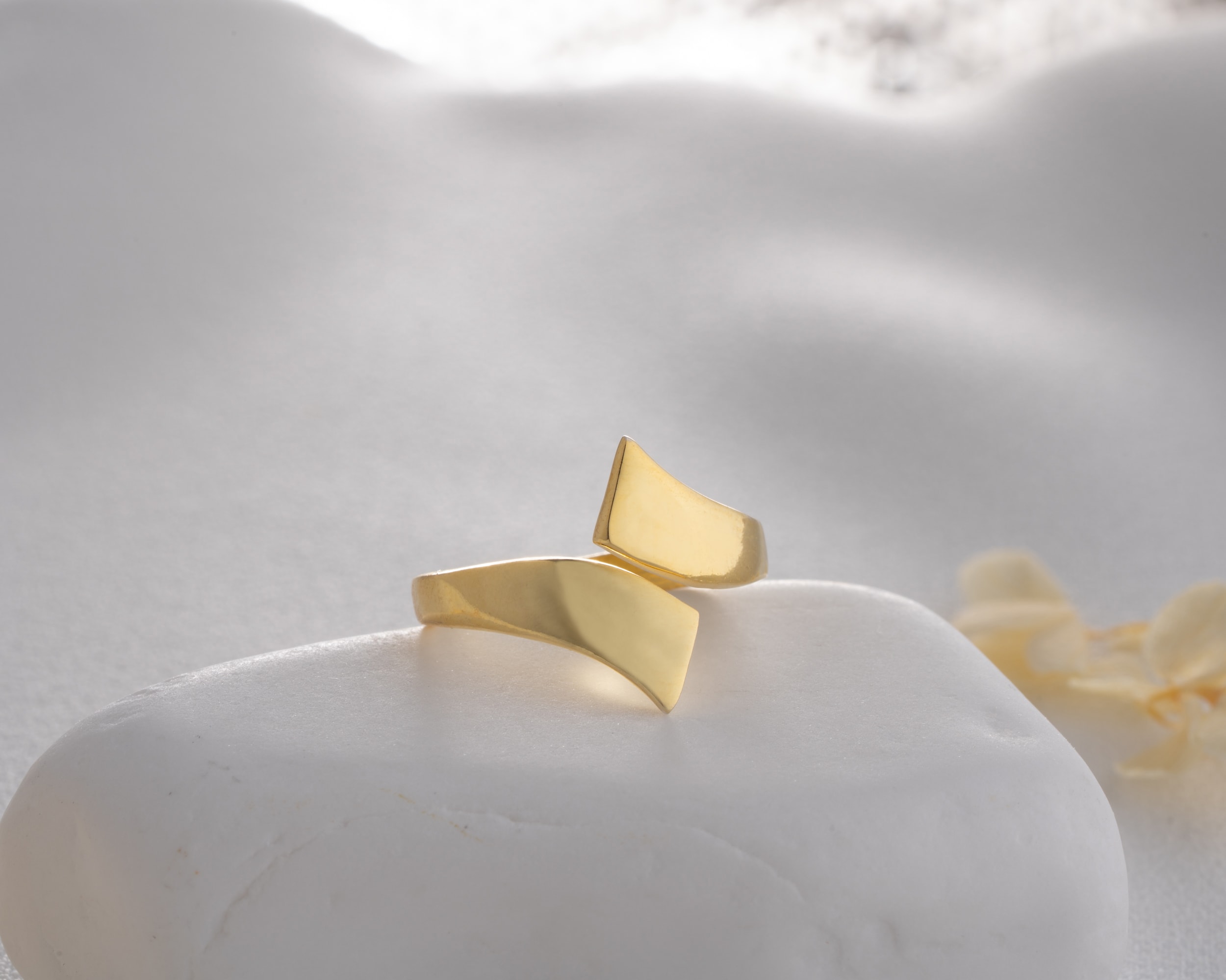 Çapraz Tasarım Ayarlanabilir Yüzük – Minimal ve Modern Kadın Yüzük | Gümüş, Gold, Rose