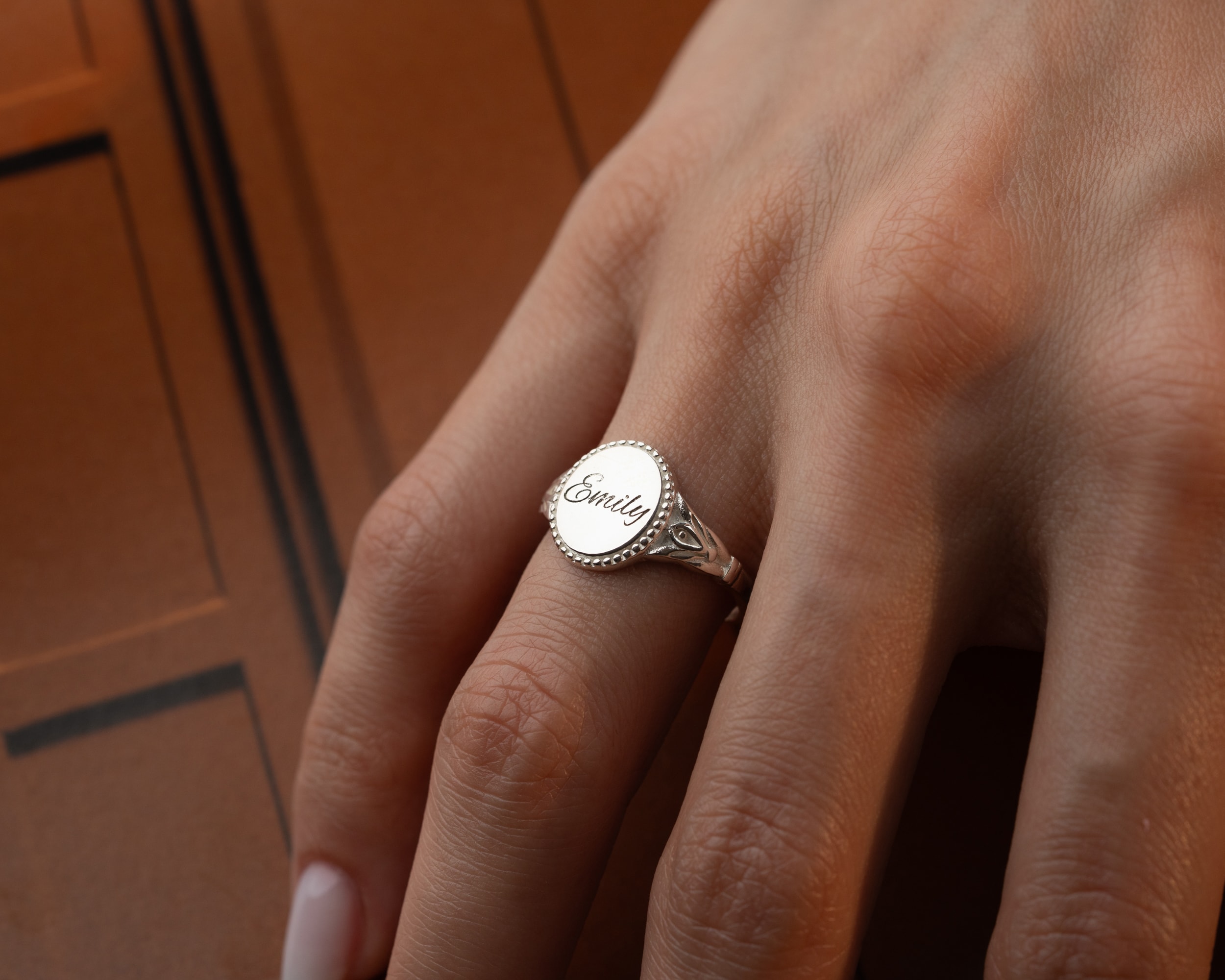 Kişisel Kazımalı 925 Ayar Gümüş Yüzük - İsim, Çiçek veya Sembol Tasarımlı | AG Gold Silver