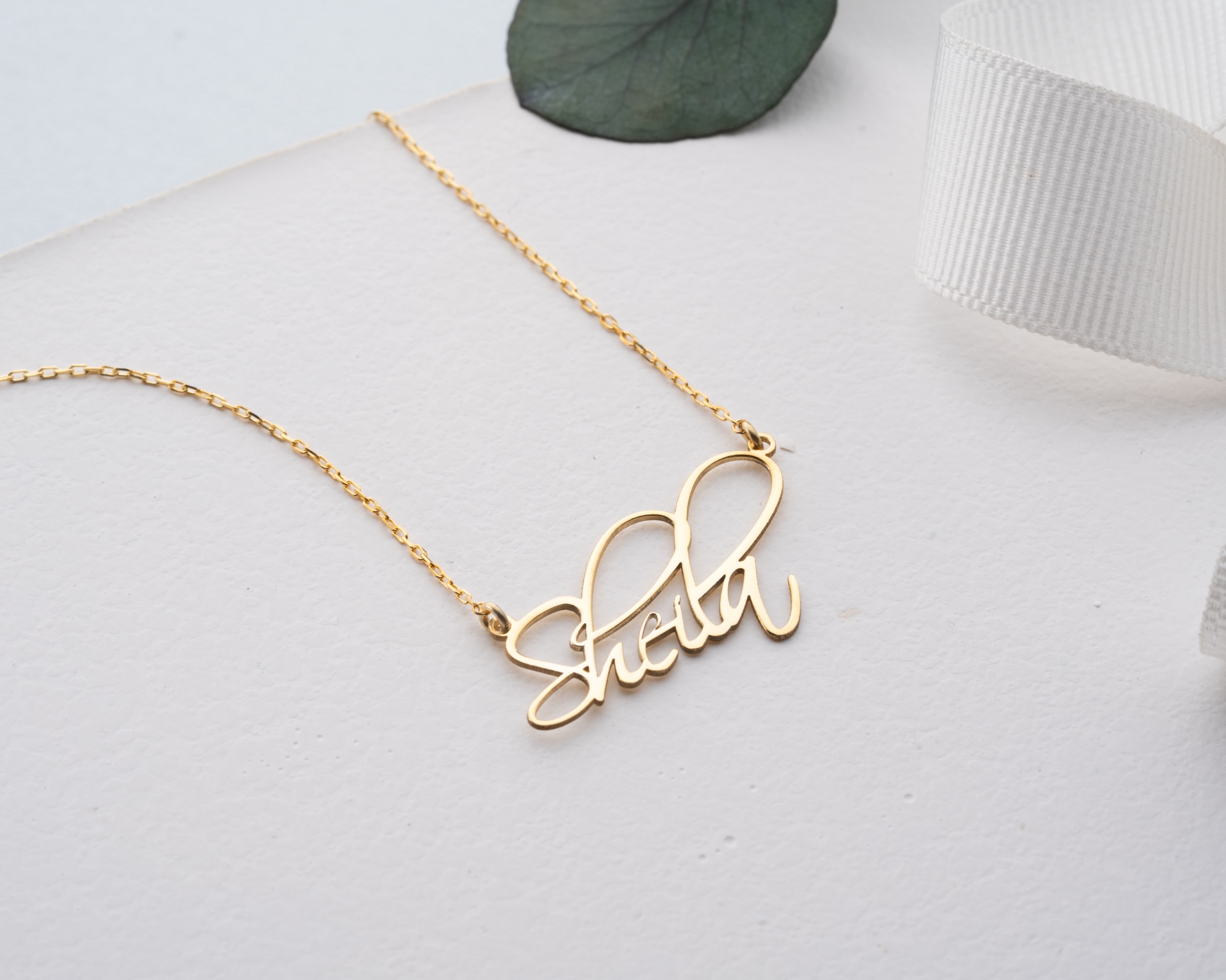 El Yazılı Özel Tasarım İsim Gümüş Kolye – Kişiye Özel El Yapımı Takı