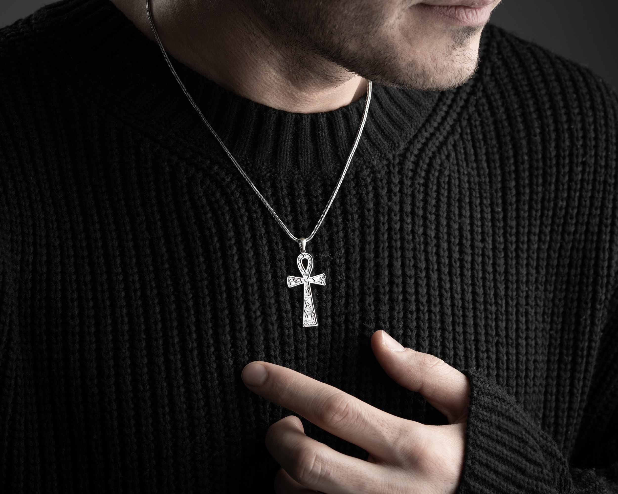 Mısır Ankh Erkek Kolye | Tilki Kuyruğu Zincirli Anlamlı ve Şık Tasarım